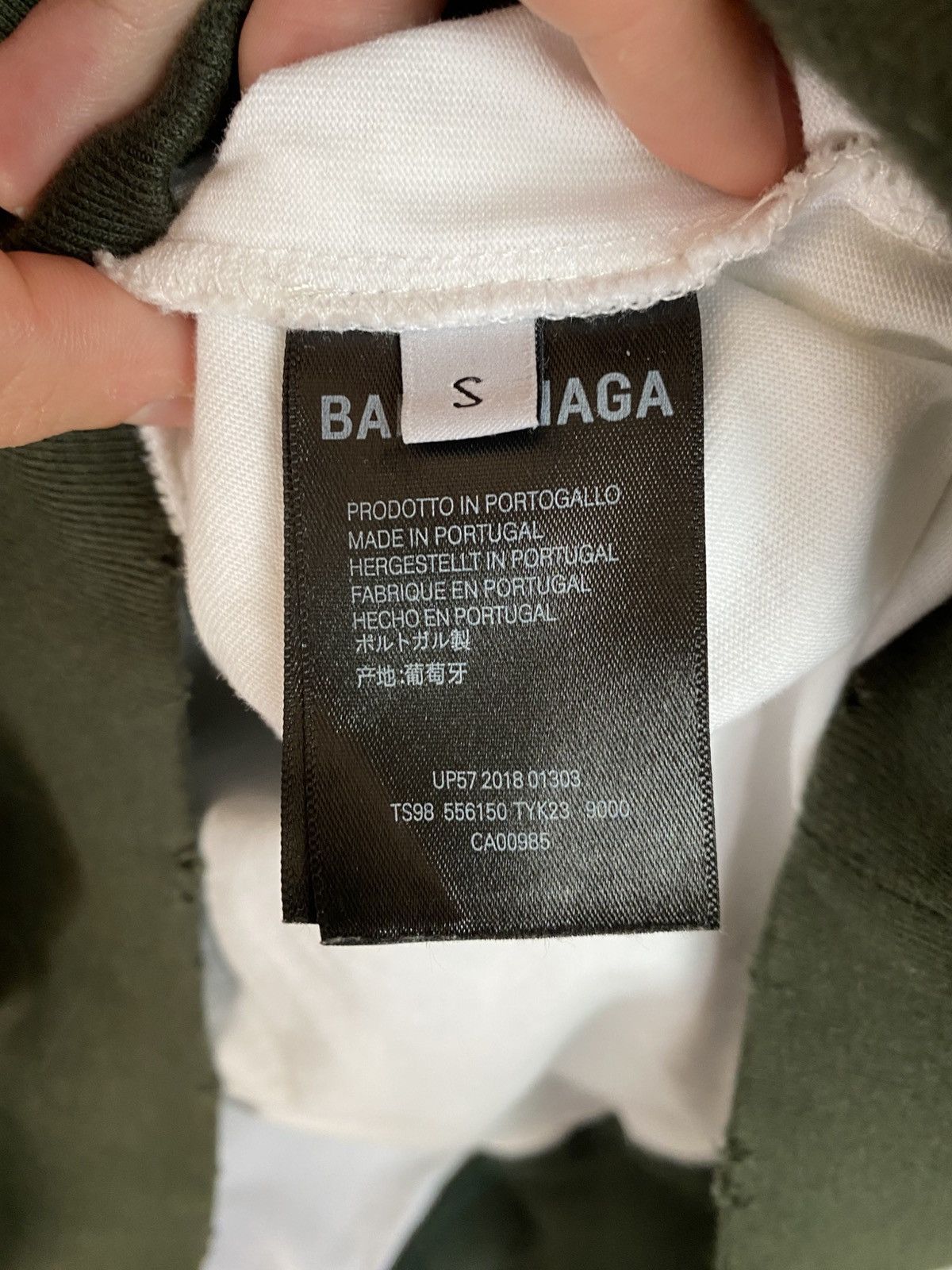 Balenciaga Balenciaga Caps Destroyed Oversize Fit Hoodie Size S / US 4 / IT 40 - 4 Thumbnail