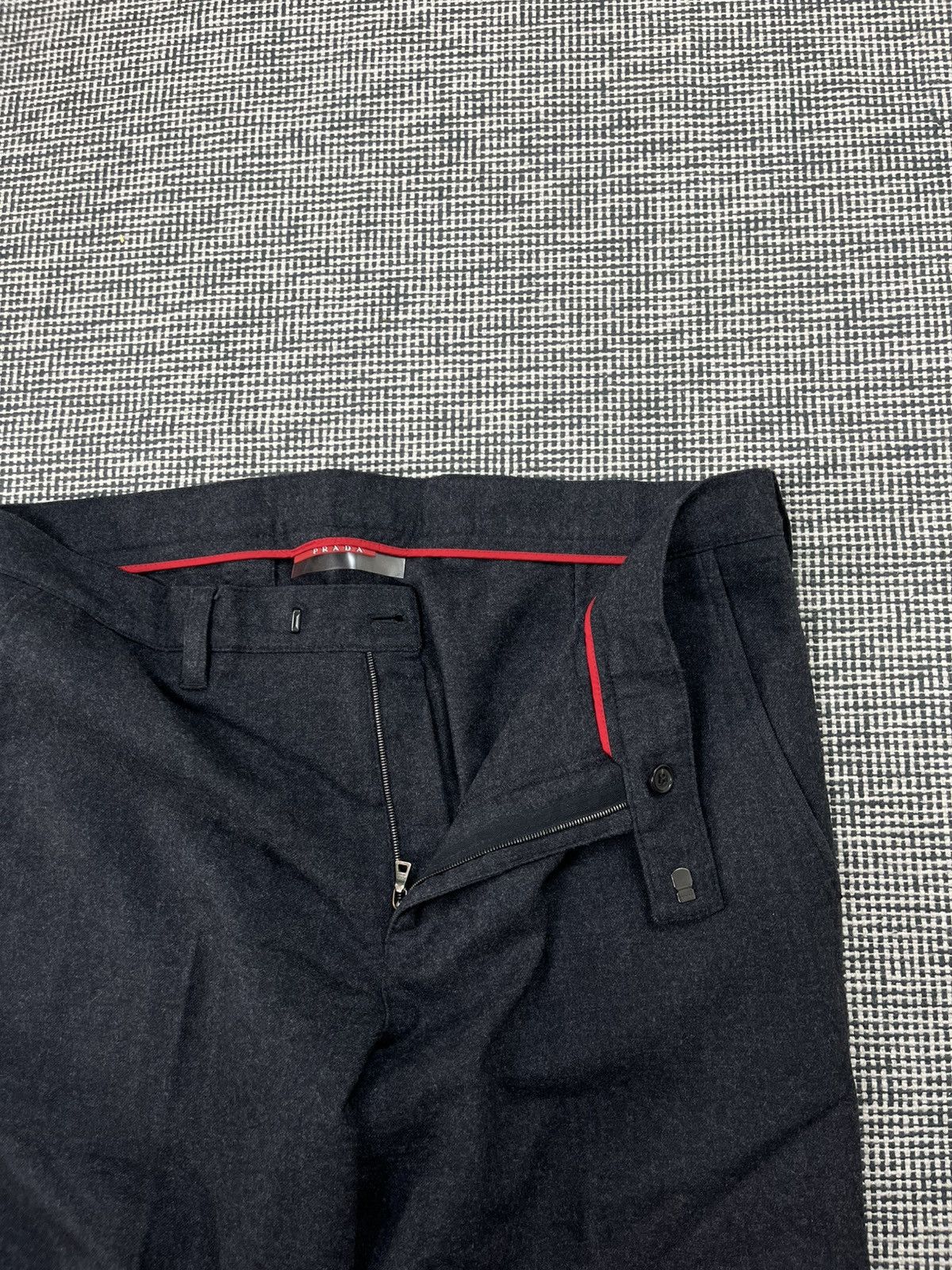 Prada Prada wool charcoal essential blank trousers basic pants Size US 36 / EU 52 - 3 Thumbnail