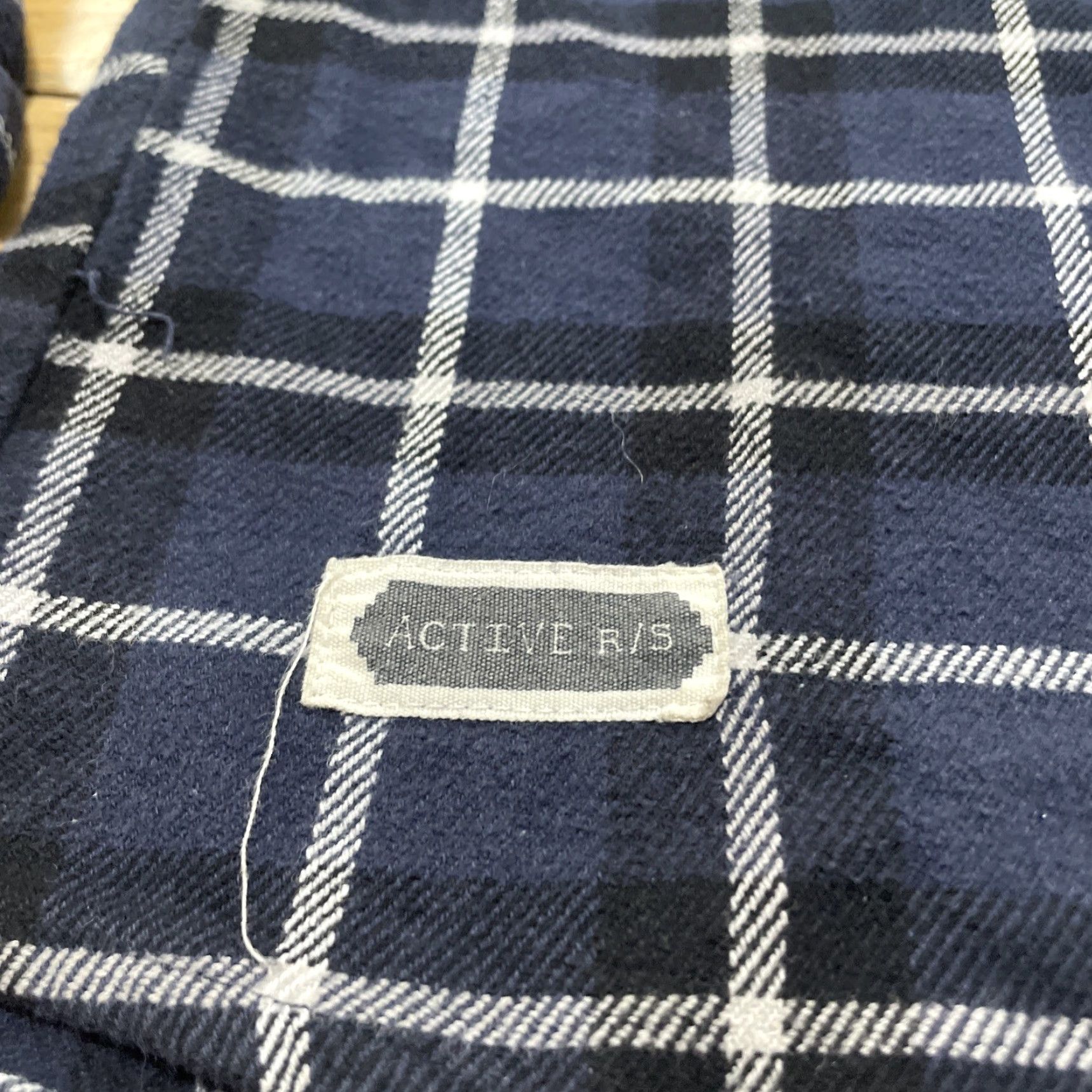 Vintage VINTAGE Woolrich Figgy Active R/S Cotton Flannel Shirt Men M Blue Plaid Thick Surf Blanket Shirt Size US M / EU 48-50 / 2 - 7 Thumbnail