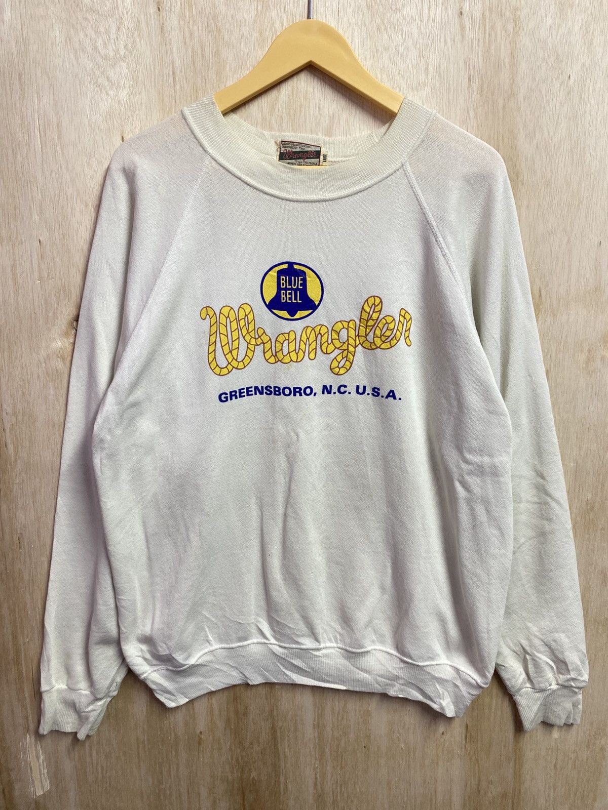 Wrangler vintage Wrangler Blue Bell crewneck sweatshirt. Size US XL / EU 56 / 4 - 1 Thumbnail