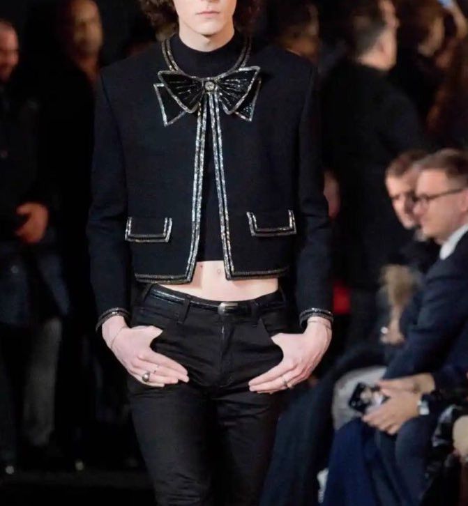 Celine × Hedi Slimane $6.1k 🤑 FW23 Celine Embroidered bow tie cardigan jacket Hedi Size US S / EU 44-46 / 1 - 3 Thumbnail