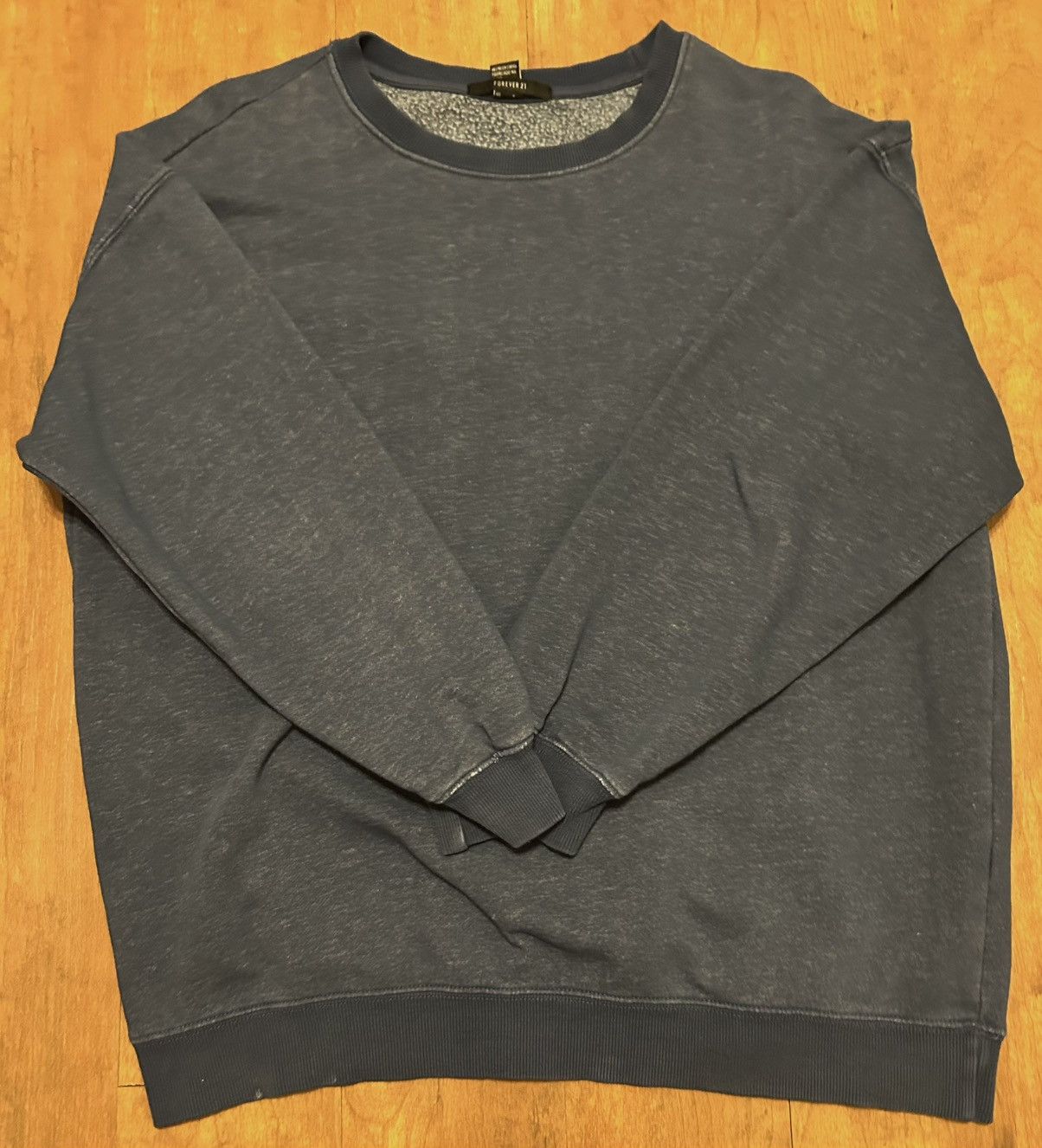 Forever 21 × Vintage Forever 21 women’s crewneck sweater Size M / US 6-8 / IT 42-44 - 1 Preview