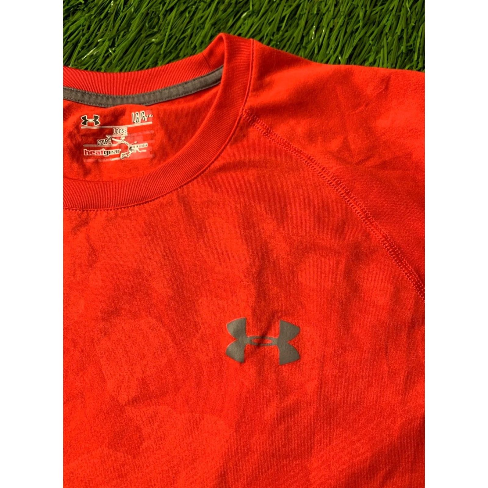 Under Armour UNDER ARMOUR HEATGEAR T-Shirt Men Jersey 2014 L Red CrossFit Short Sleeve Shirt Compression Mens Size US L / EU 52-54 / 3 - 3 Thumbnail