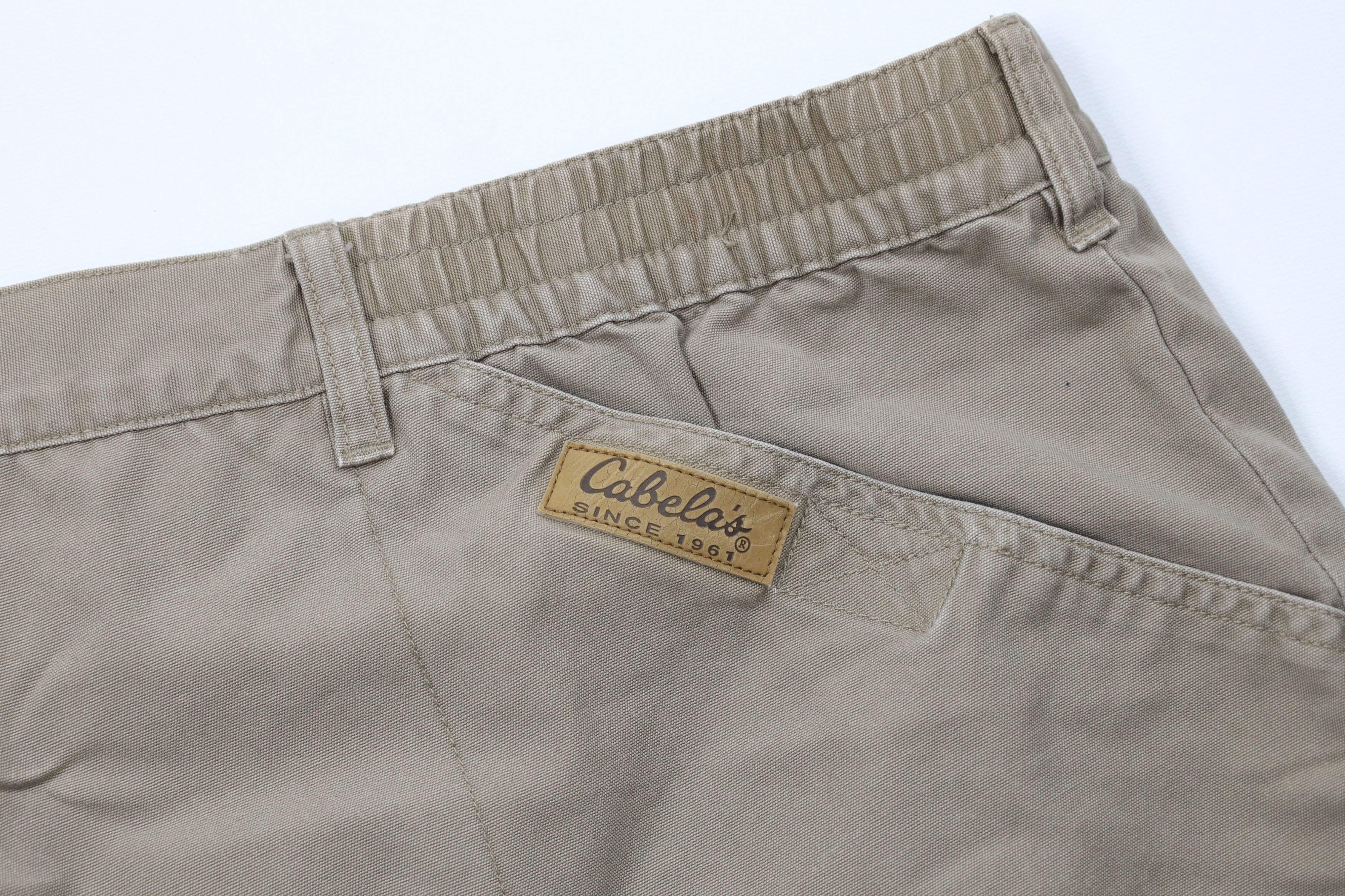Cabelas Vintage Cabelas Knee Trekking Hiking Cargo Shorts Beige Size US 44 / EU 60 - 14 Thumbnail