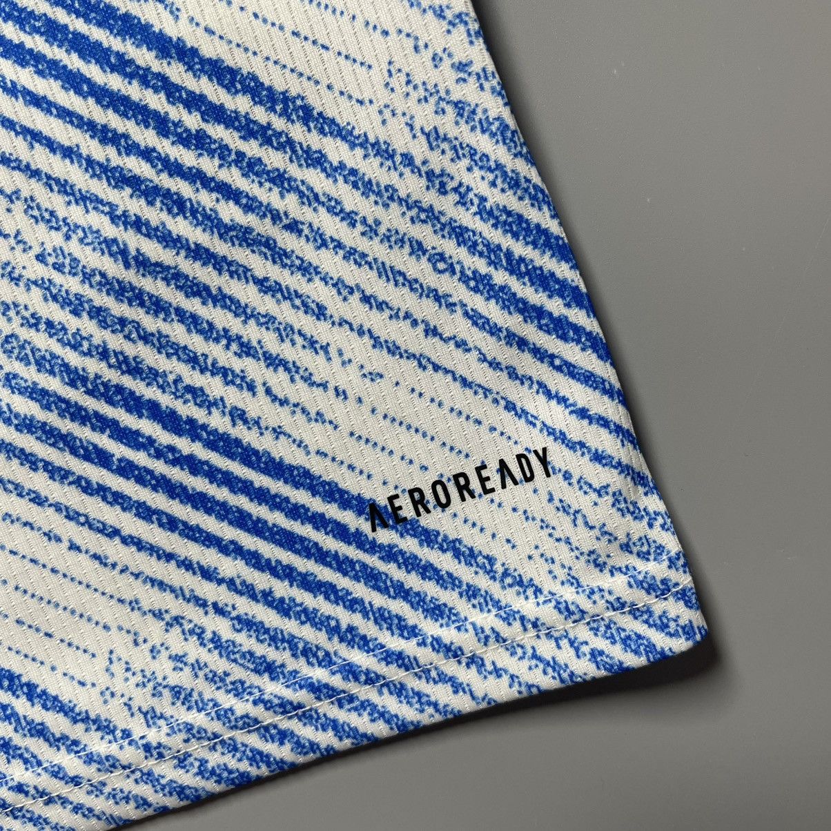 Adidas MANCHESTER UNITED ADIDAS 2021/2022 AWAY JERSEY #7 RONALDO Size US L / EU 52-54 / 3 - 8 Thumbnail