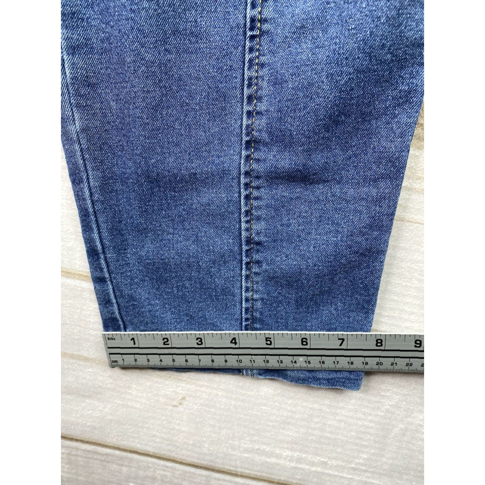 Vintage Time And Tru Jeans Womens 12 High Rise Button Fly Distressed Belted Paperbag Denim Blue Cotton Blend Spandex Skinny 5-Pocket Womens Size 34" / US 12 / IT 48 - 7 Thumbnail
