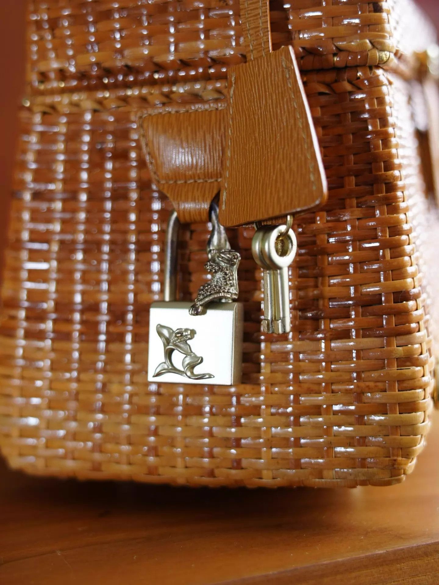 Other BKC Honey Wicker Basket w/ 3 Ladybugs, Lock, Strap Size ONE SIZE - 6 Thumbnail