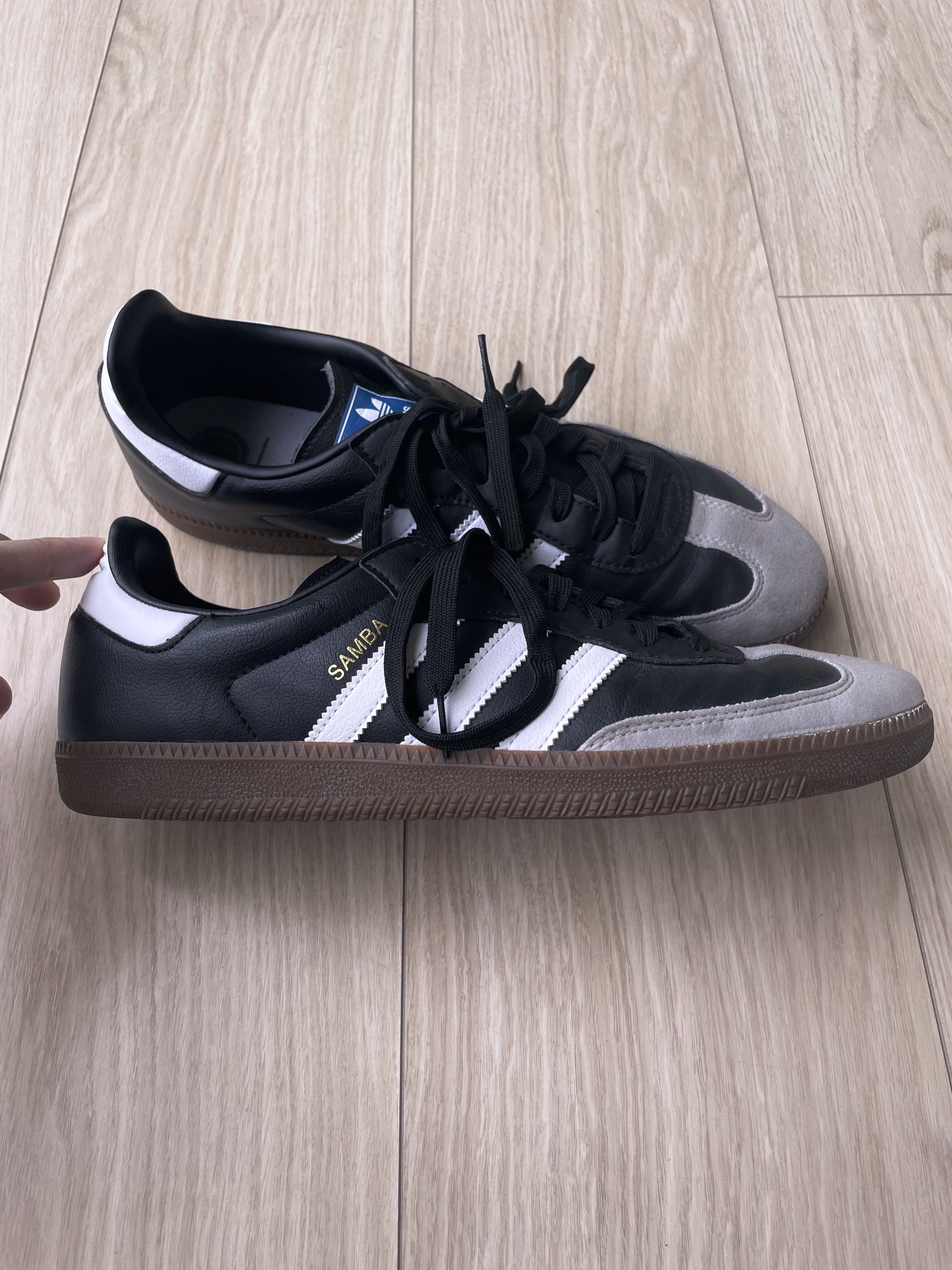 Adidas ADIDAS SAMBA VEGAN OG GERMAN ARMY TRAINERS Size US 12 / EU 45 - 7 Thumbnail