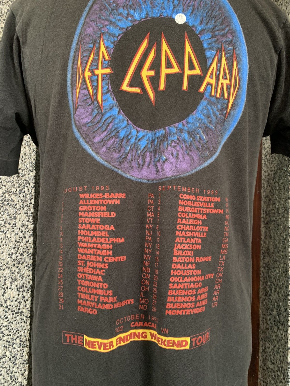 Band Tees × Def Leppard × Vintage Vintage 90s Def Leppard Adrenalize Tour Band Distressed Tees Size US M / EU 48-50 / 2 - 9 Thumbnail