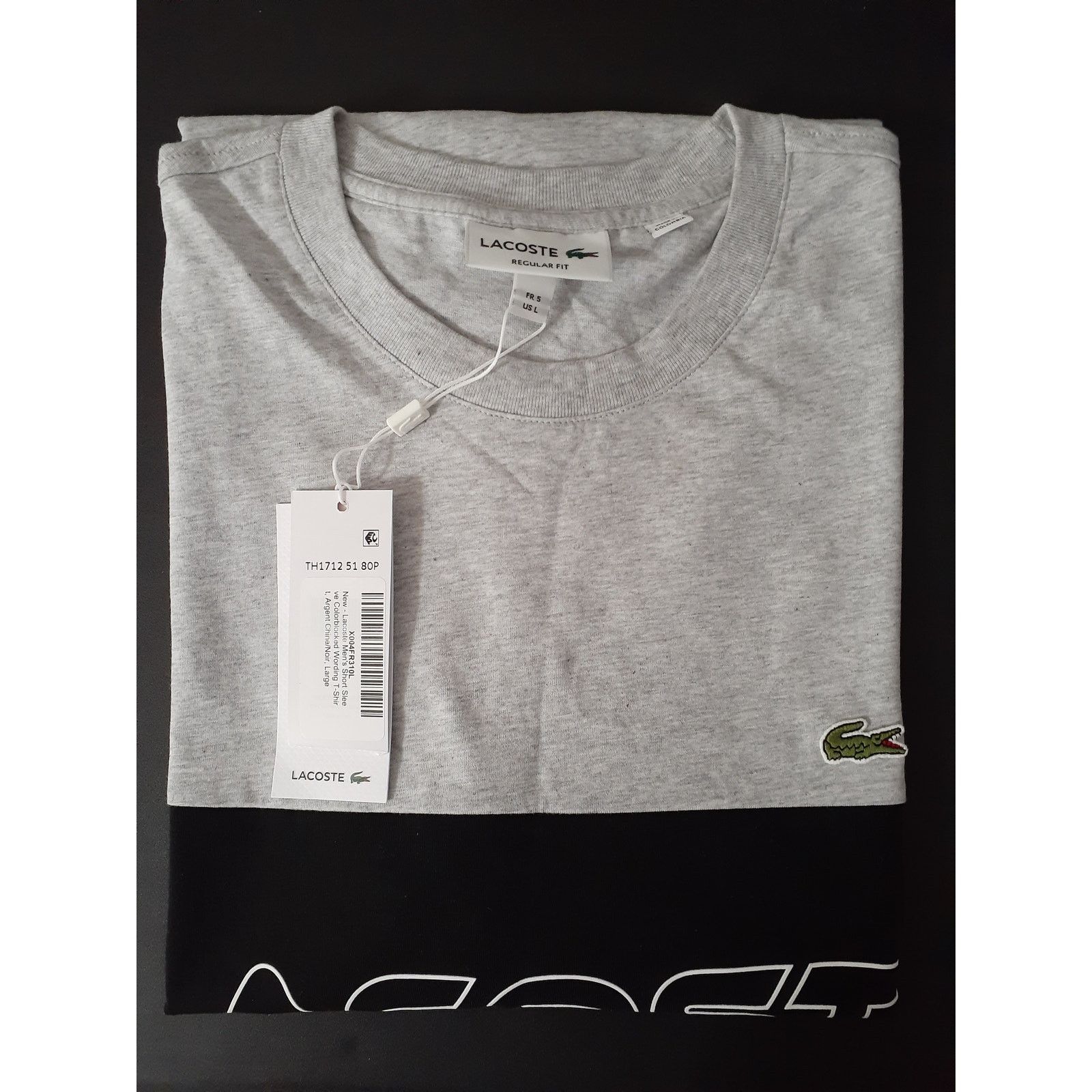 Lacoste Lacoste Men's Wording T-Shirt Argent Chine/Noir L Size US L / EU 52-54 / 3 - 2 Thumbnail