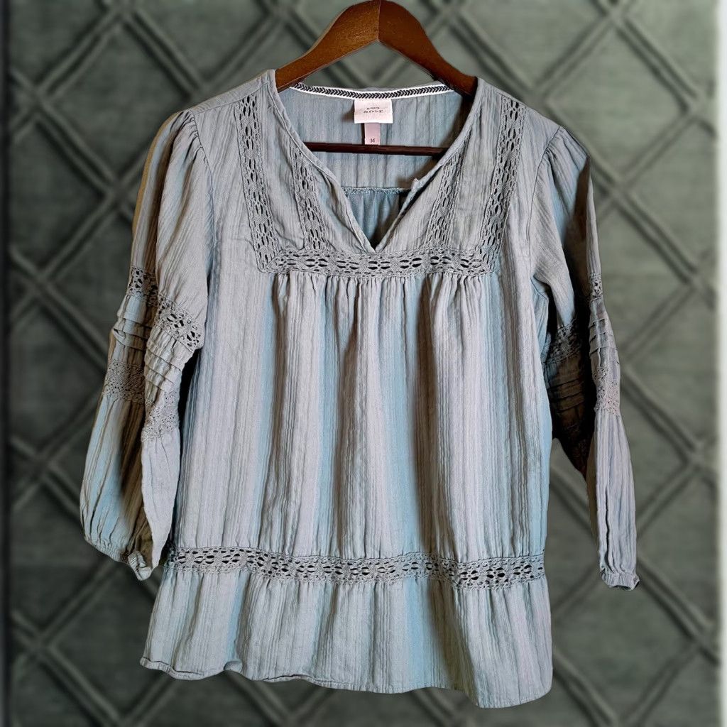 Vintage VINTAGE Knox Rose Shirt Womens Medium Pale Blue Long Sleeve Crochet Eyelet Boho Dainty Size S / US 4 / IT 40 - 1 Thumbnail
