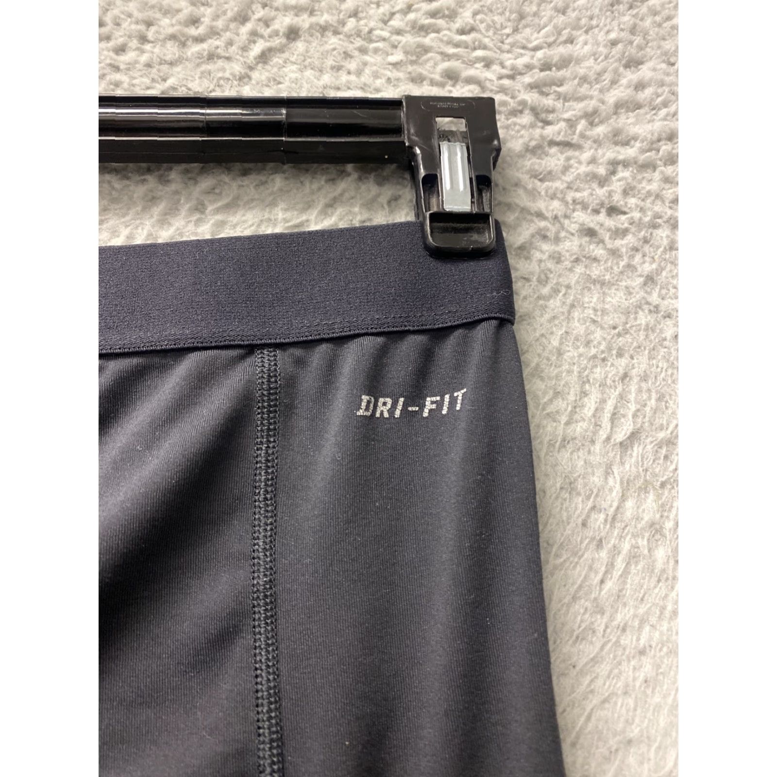 Nike Nike Pro Combat Pants Womens Leggings M Capri Black Training Athletic /107-42 Size 32" / US 10 / IT 46 - 6 Thumbnail
