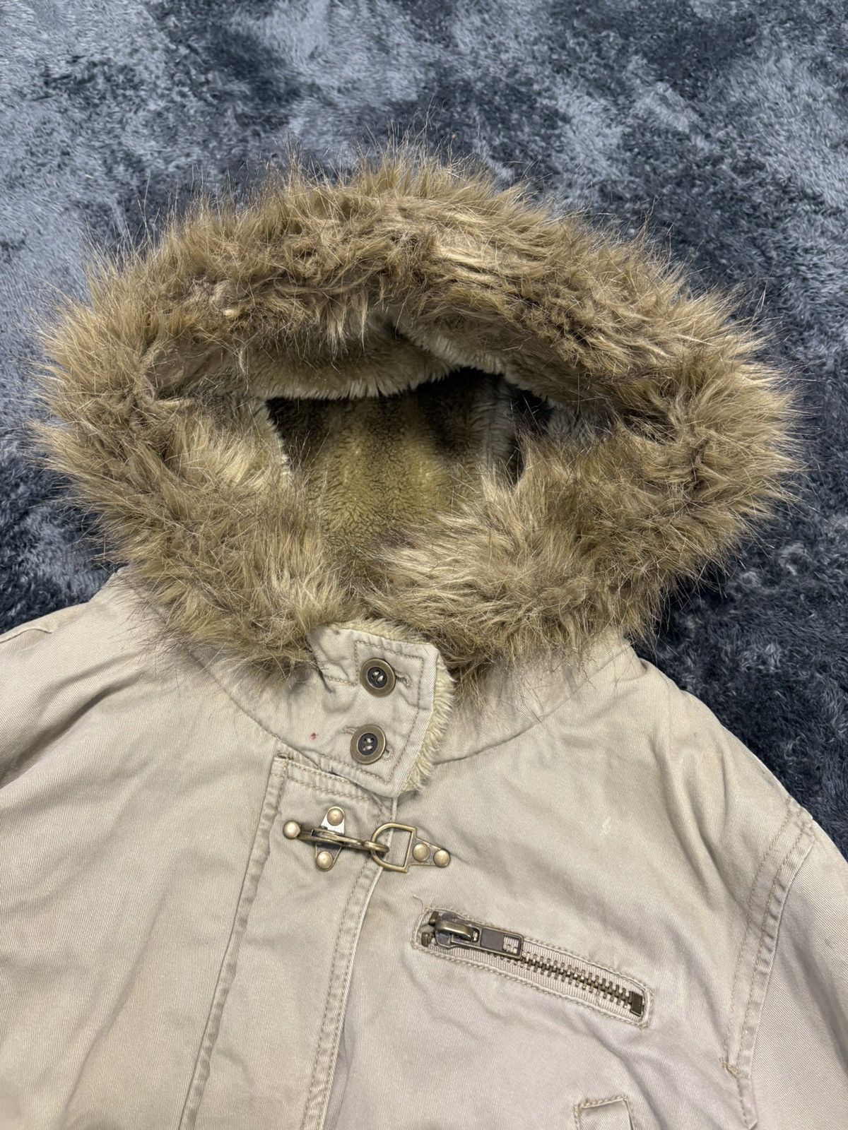 Le Grande Bleu (L.G.B.) Sly Military Studded Fur Jacket lgb style Size US M / EU 48-50 / 2 - 4 Thumbnail