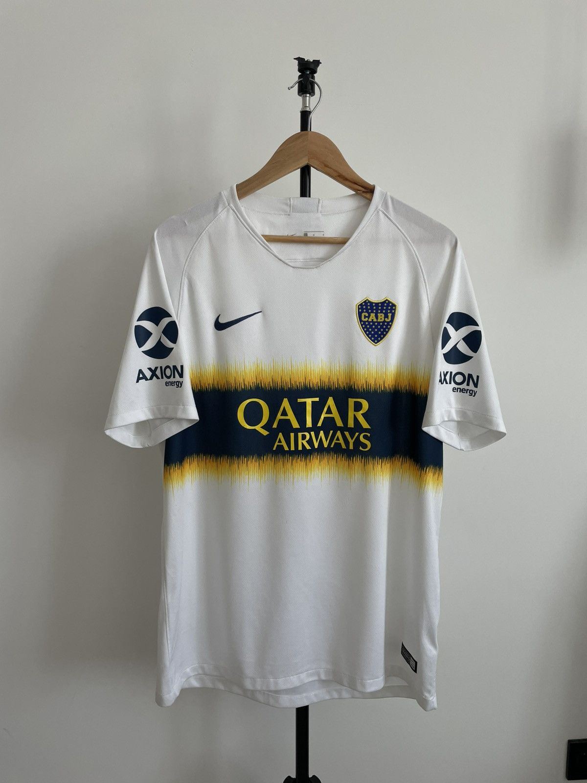 Nike Nike Boca Juniors 2018/2019 Away Football Shirt Jersey RARE Size US L / EU 52-54 / 3 - 1 Thumbnail