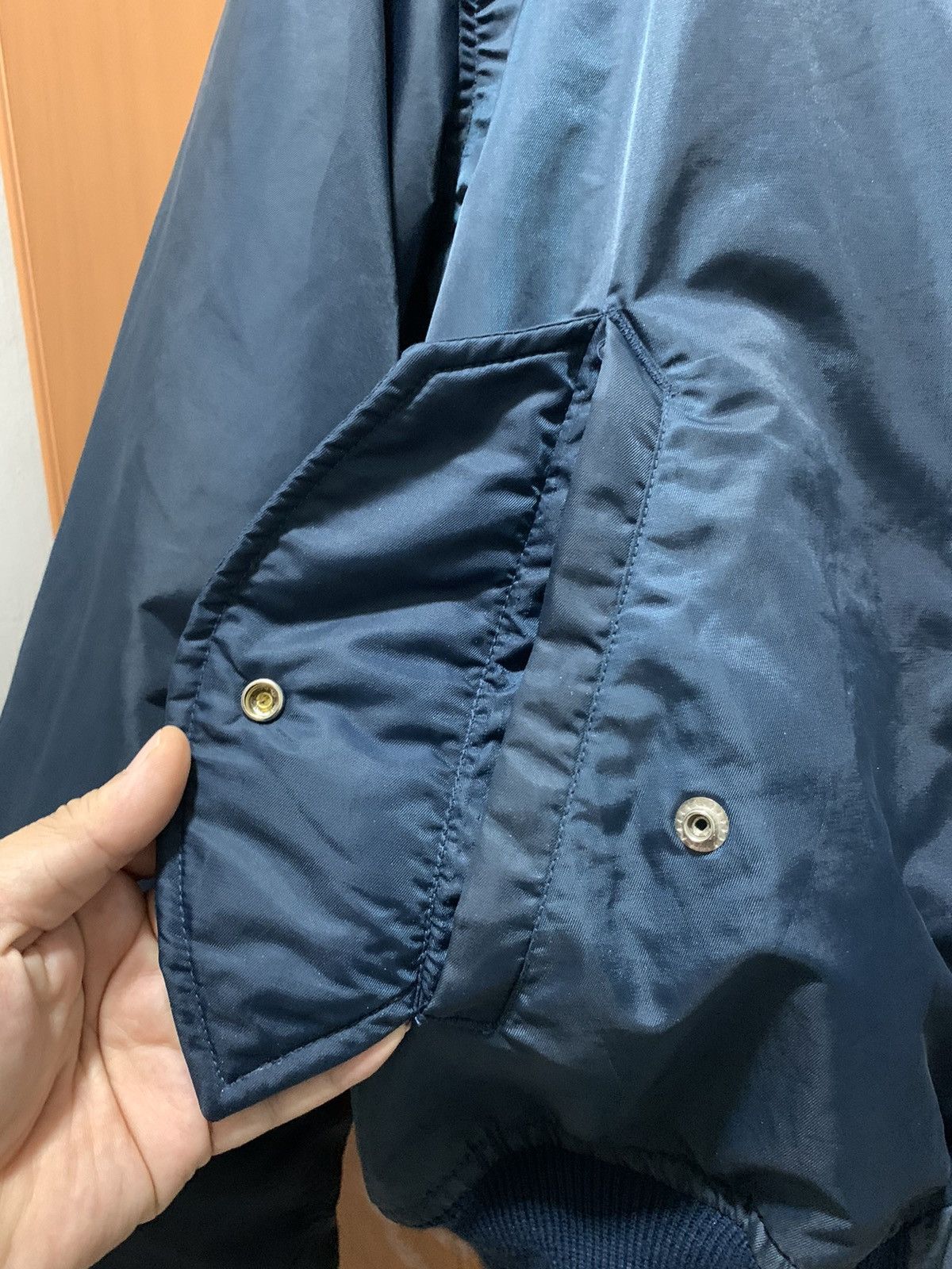 Japanese Brand Vintage Intermediate Bomber Jacket Dark Blue Size US L / EU 52-54 / 3 - 11 Thumbnail
