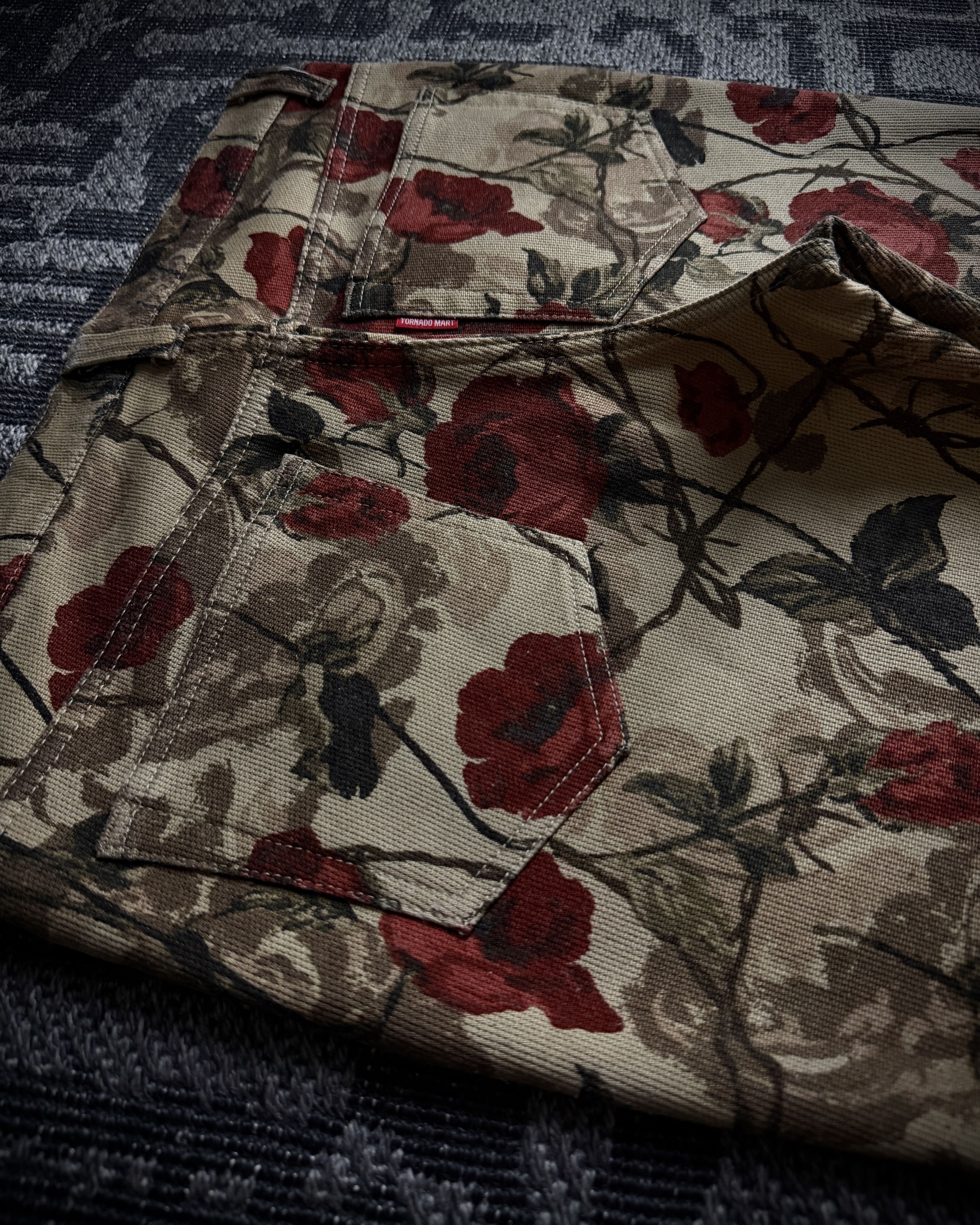 Tornado Mart Tornado Mart Rose Floral Flared Pants Size US 34 / EU 50 - 7 Thumbnail