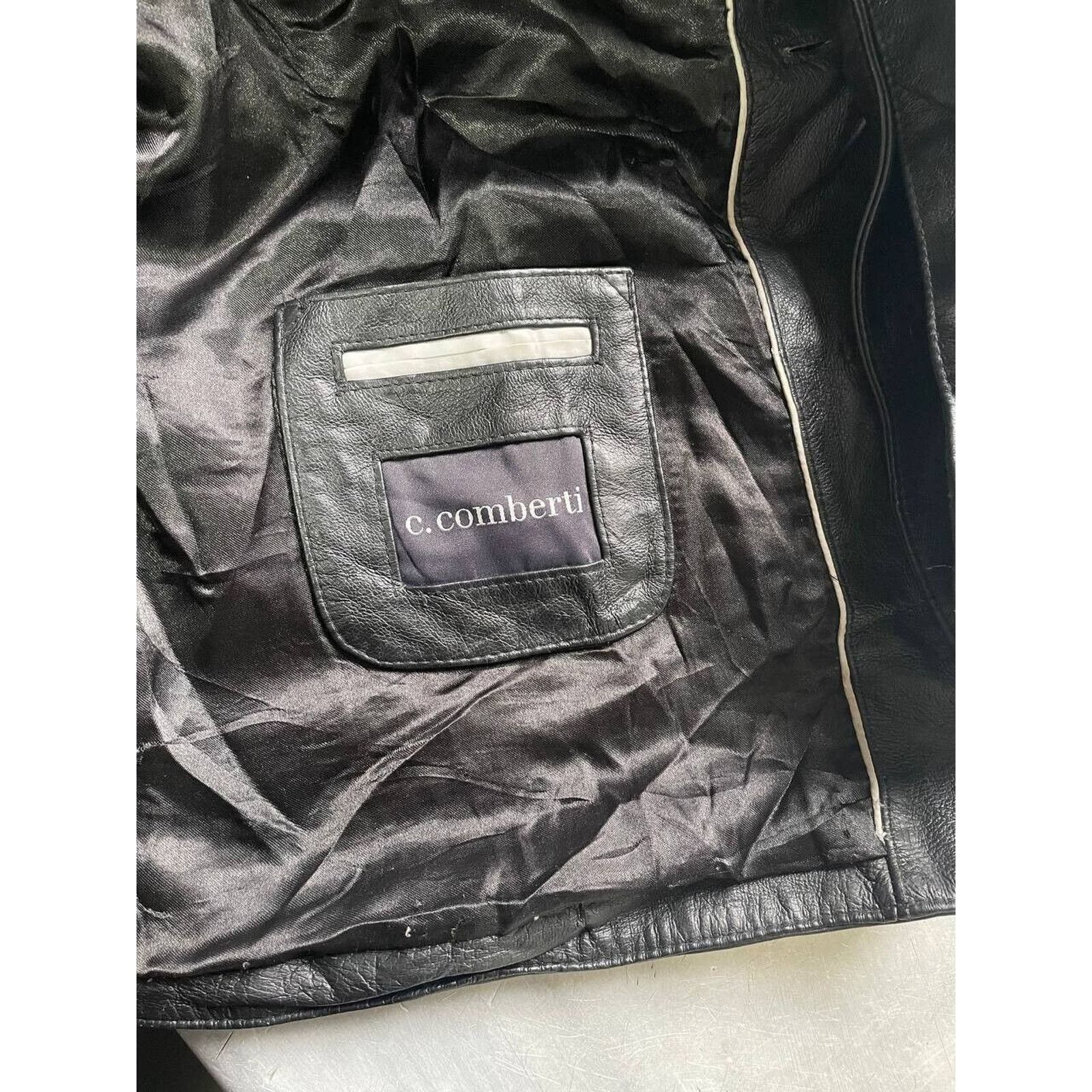 Vintage Vintage Black Leather Vest Multi-Pocket Button Closure XL Size US XL / EU 56 / 4 - 6 Thumbnail