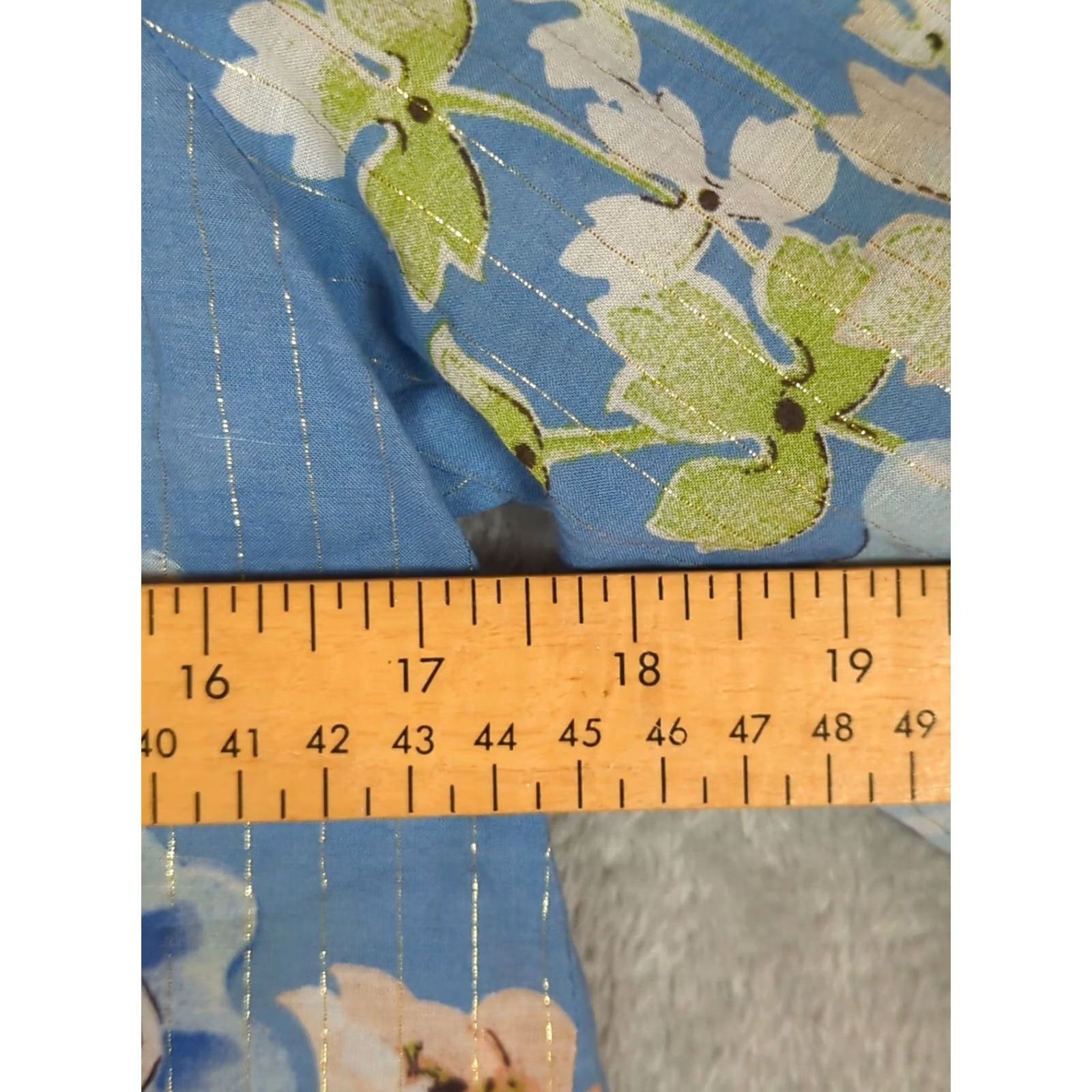 Loft VINTAGE Loft Blue Shimmer Floral blossom Blouse Tie Cuff Bell Sleeve Button Front Top M Size M / US 6-8 / IT 42-44 - 7 Thumbnail