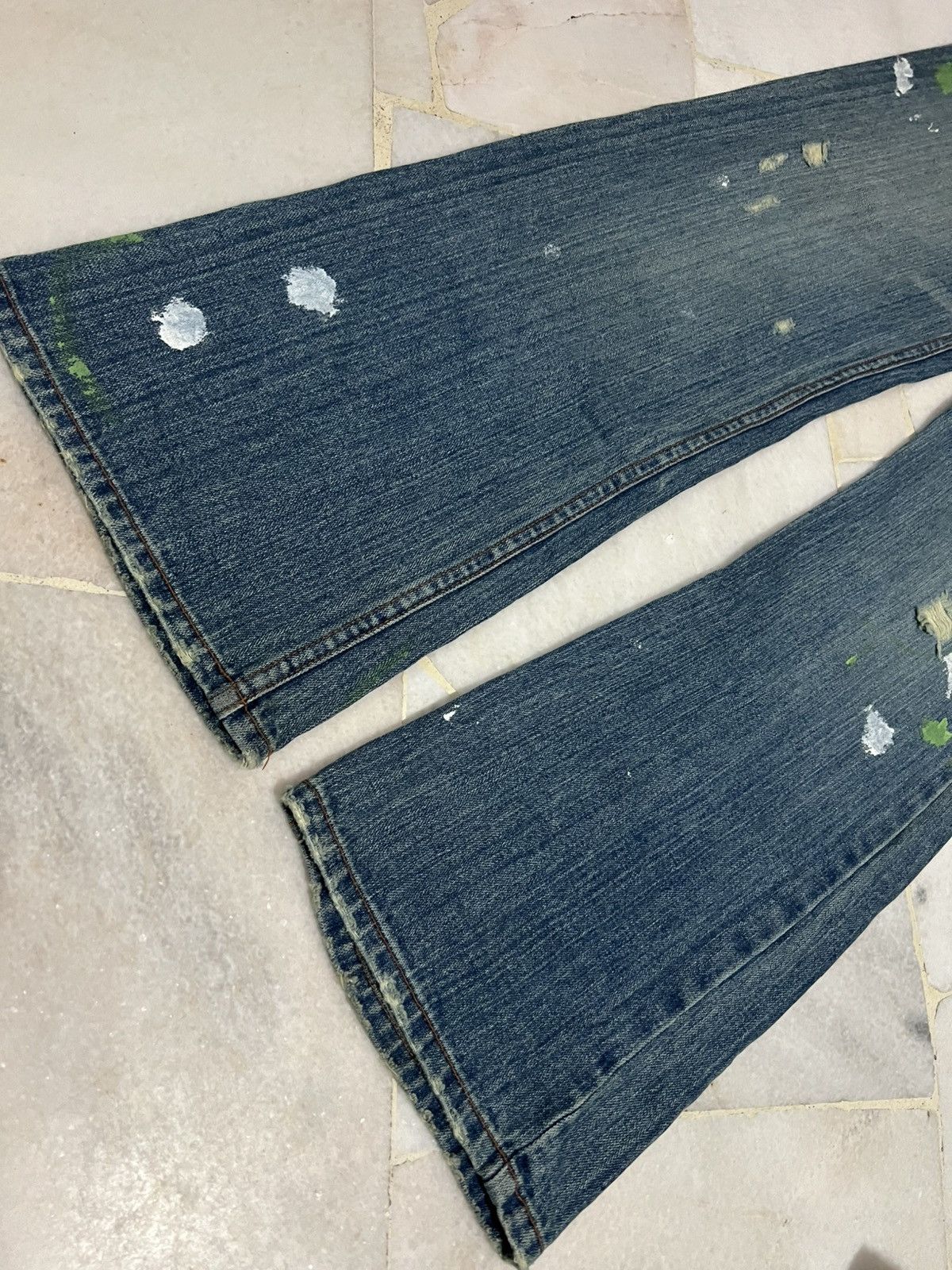 Japanese Brand FLARE 90’s NYLAUS DISTRESS PAINTER JEAN Size US 30 / EU 46 - 4 Thumbnail