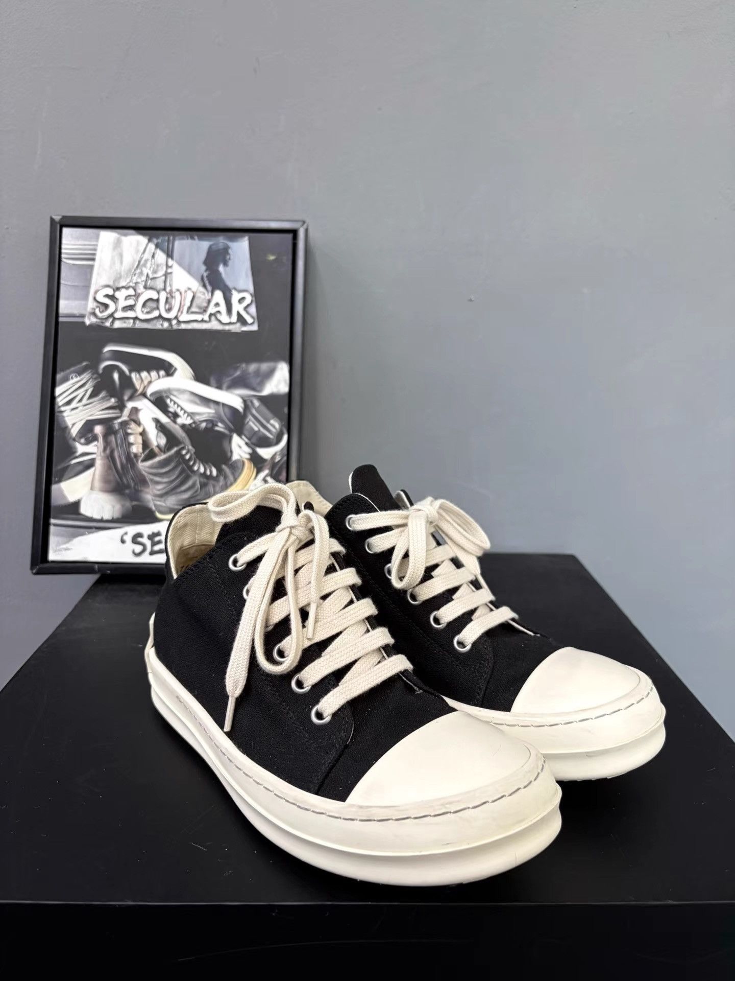 Rick Owens Rick Owens DRKSHDW Canvas Low-Top Sneakers K34 Size US 6 / IT 36 - 3 Thumbnail