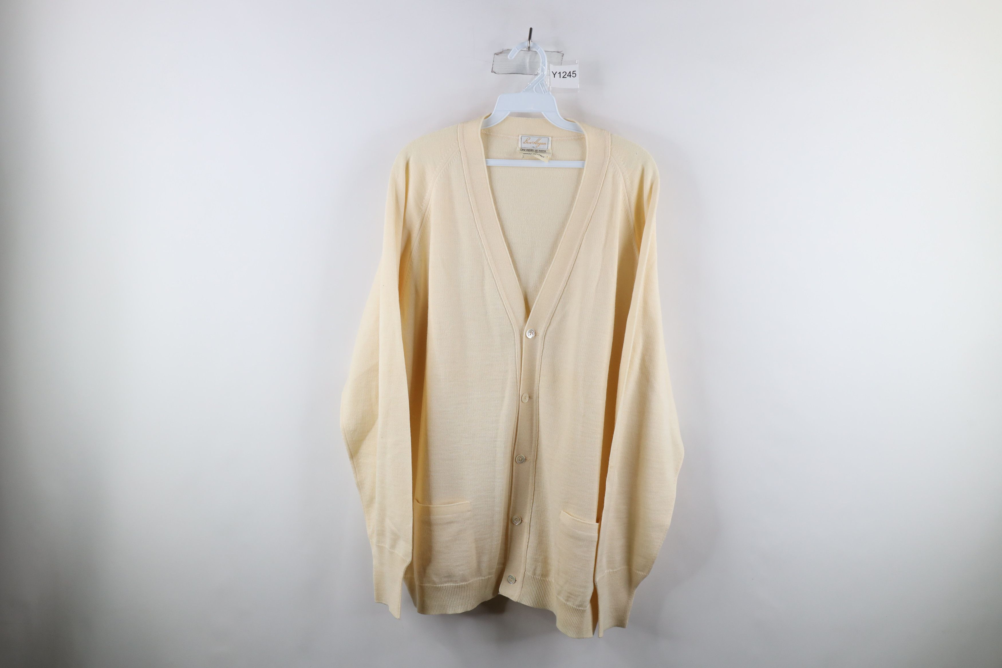 Vintage 60s 70s Streetwear Wool Knit Cardigan Sweater Cream