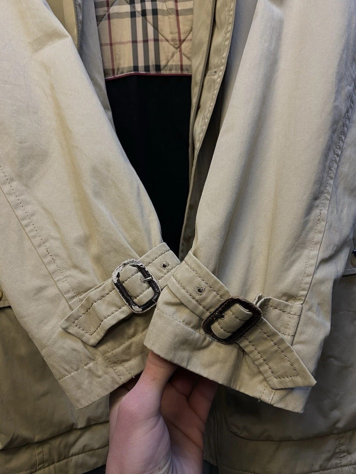 Burberry Vintage Burberry Beige Trench Coat Jacket Mens Size 52 Size US L / EU 52-54 / 3 - 4 Thumbnail