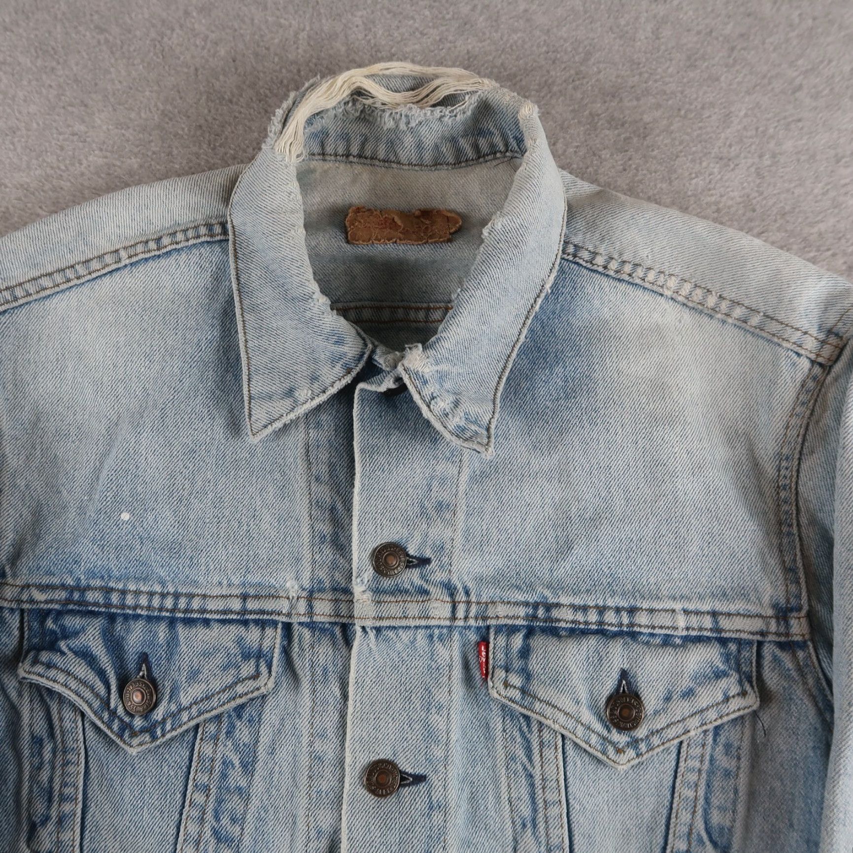 Levi's VINTAGE Levi's Trucker Jacket Denim Blue 80s Size US L / EU 52-54 / 3 - 3 Thumbnail