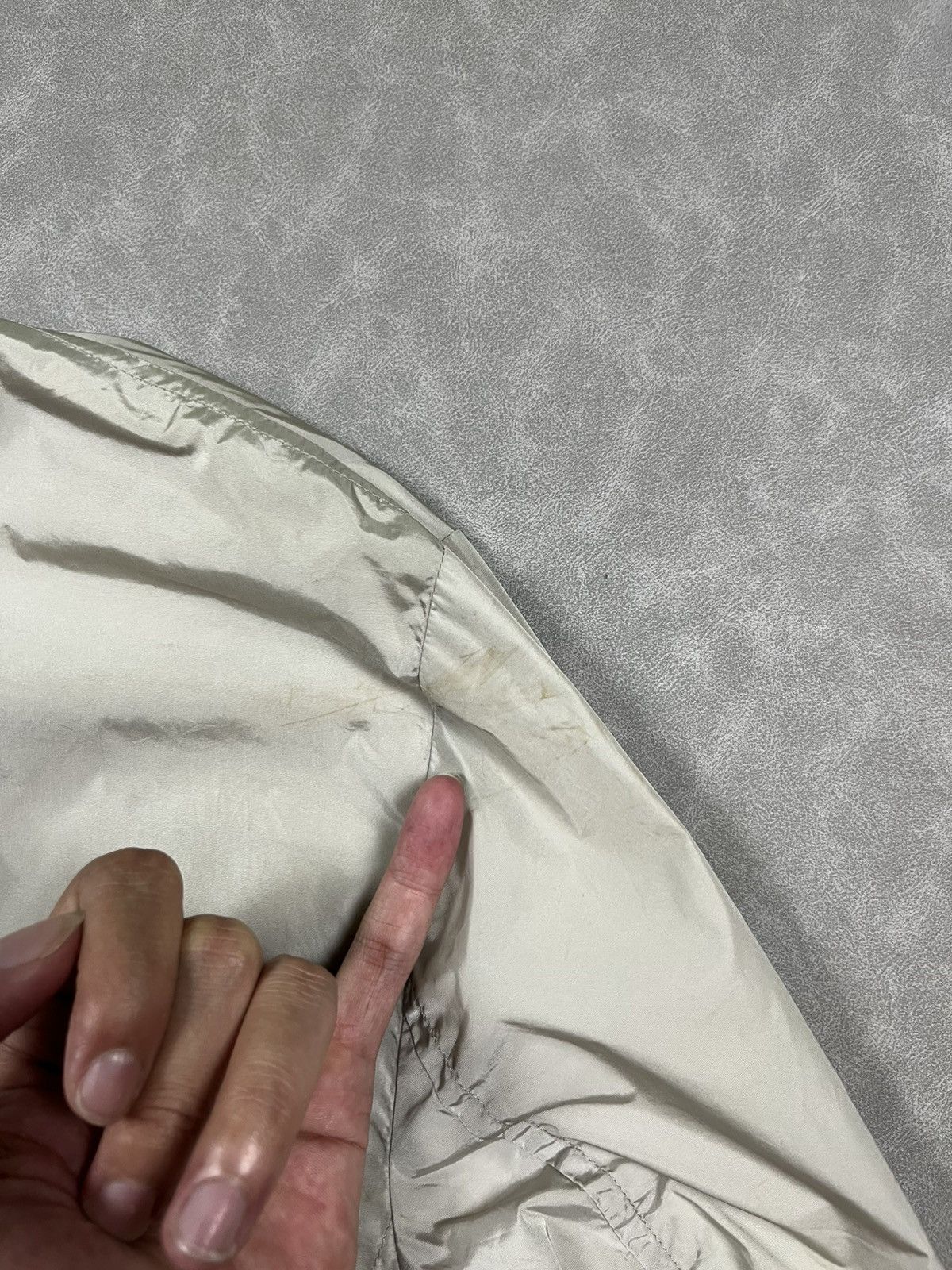 Gucci Gucci nylon light jacket Size US L / EU 52-54 / 3 - 17 Thumbnail