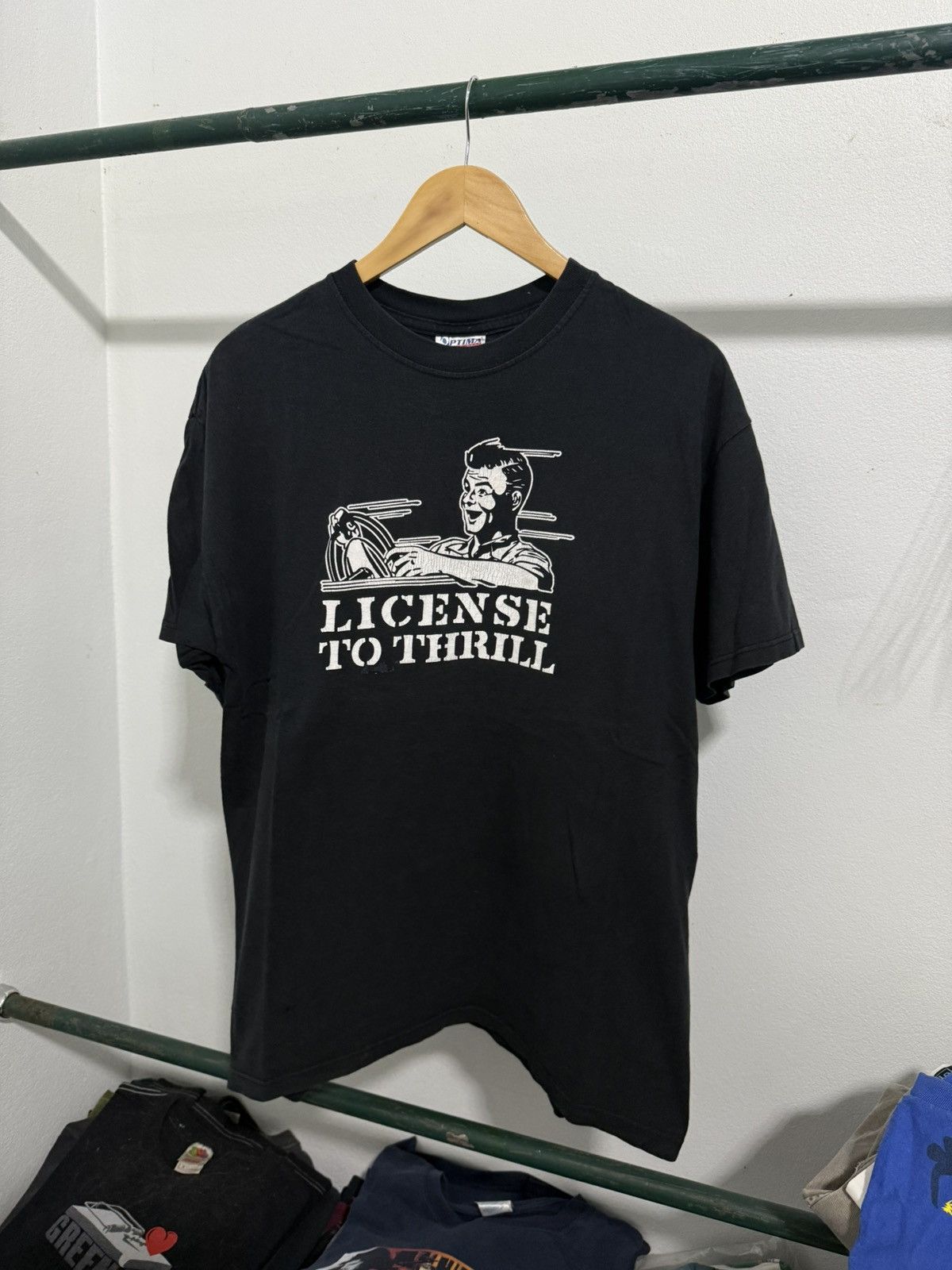 Vintage License To Thrill graphic tee Size US L / EU 52-54 / 3 - 2 Thumbnail