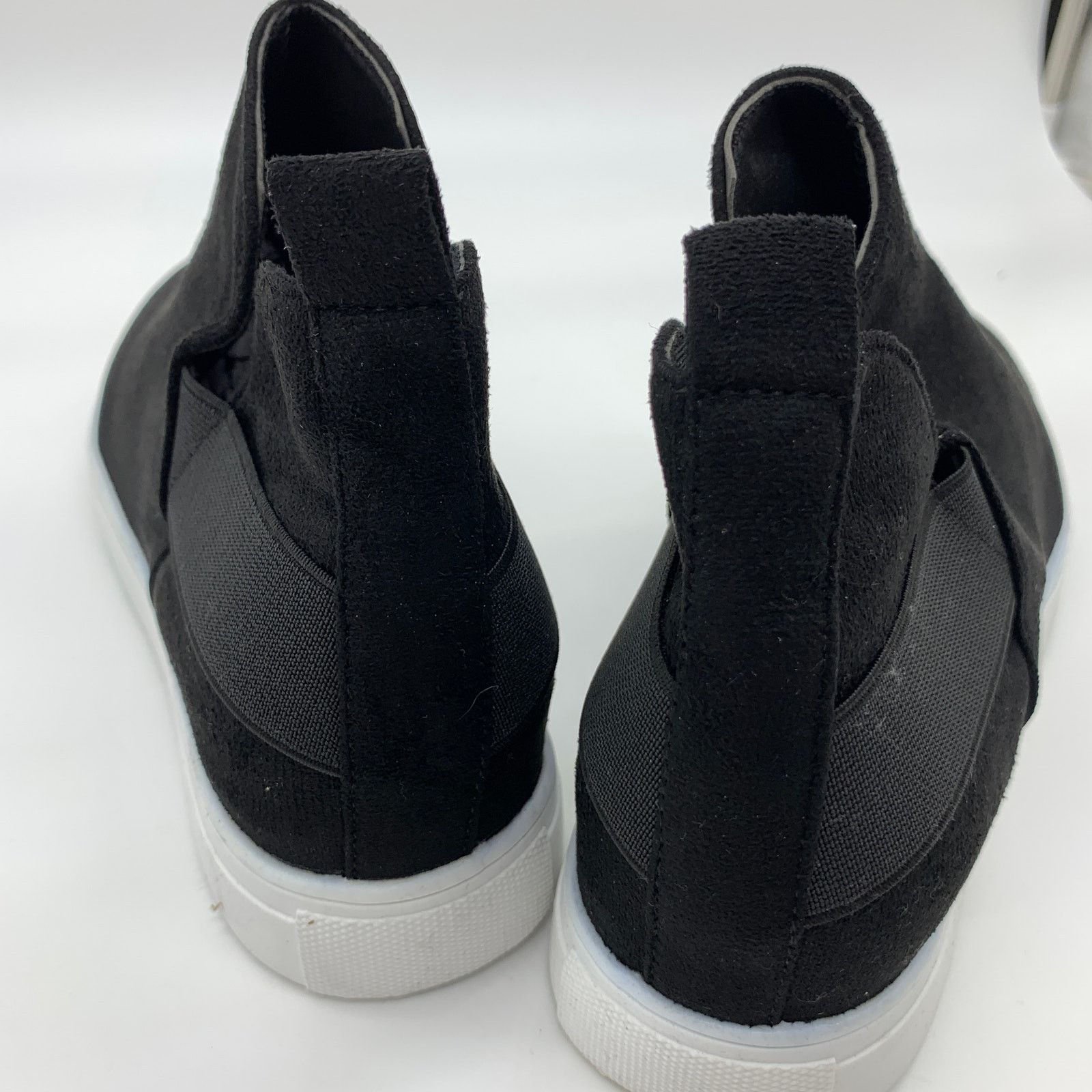 Other Black Womens Slip-On Size 9 Diana Hi-Top Sneaker Size US 9 / IT 39 - 4 Thumbnail