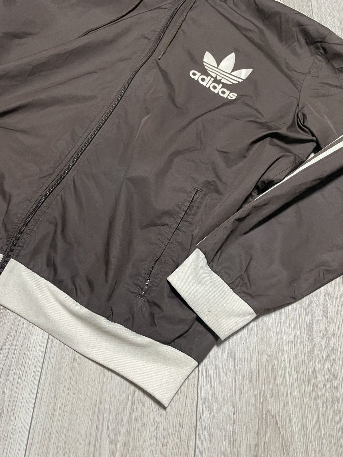 Adidas × Vintage Vintage 2006 Adidas Nylon Windbreaker Brown Jacket Y2K Size US XL / EU 56 / 4 - 4 Thumbnail