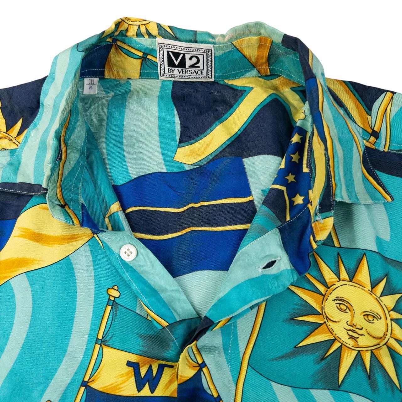 Versace Vintage Versace V2 Long Sleeve Button Up Silk Shirt Size M Size US M / EU 48-50 / 2 - 3 Thumbnail