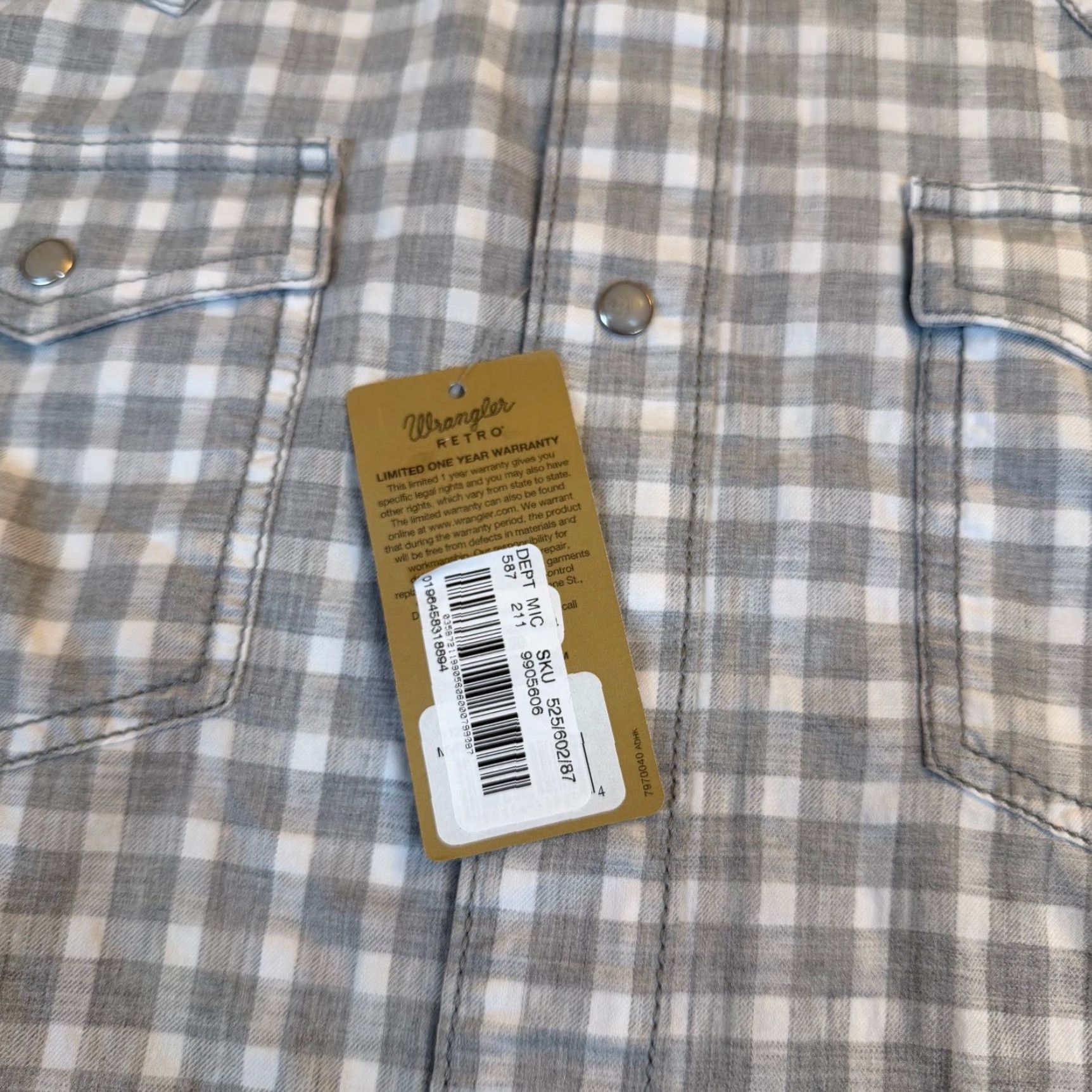 Wrangler VINTAGE Wrangler Retro Premium Grey White Gingham Western Pearl Snap Shirt Men Large NWT Size US L / EU 52-54 / 3 - 3 Thumbnail