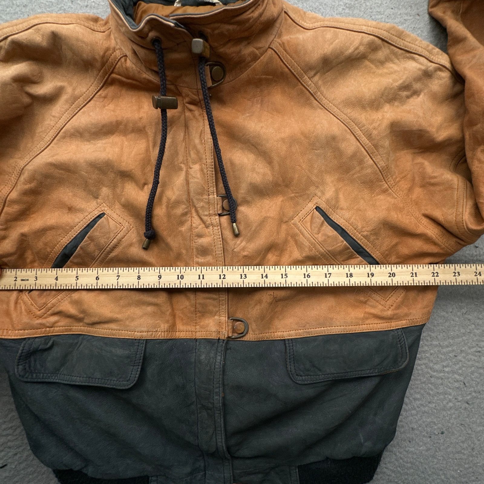 Other Vintage Brandon Thomas Two Tone Bomber Leather Jacket Small Size US S / EU 44-46 / 1 - 5 Thumbnail