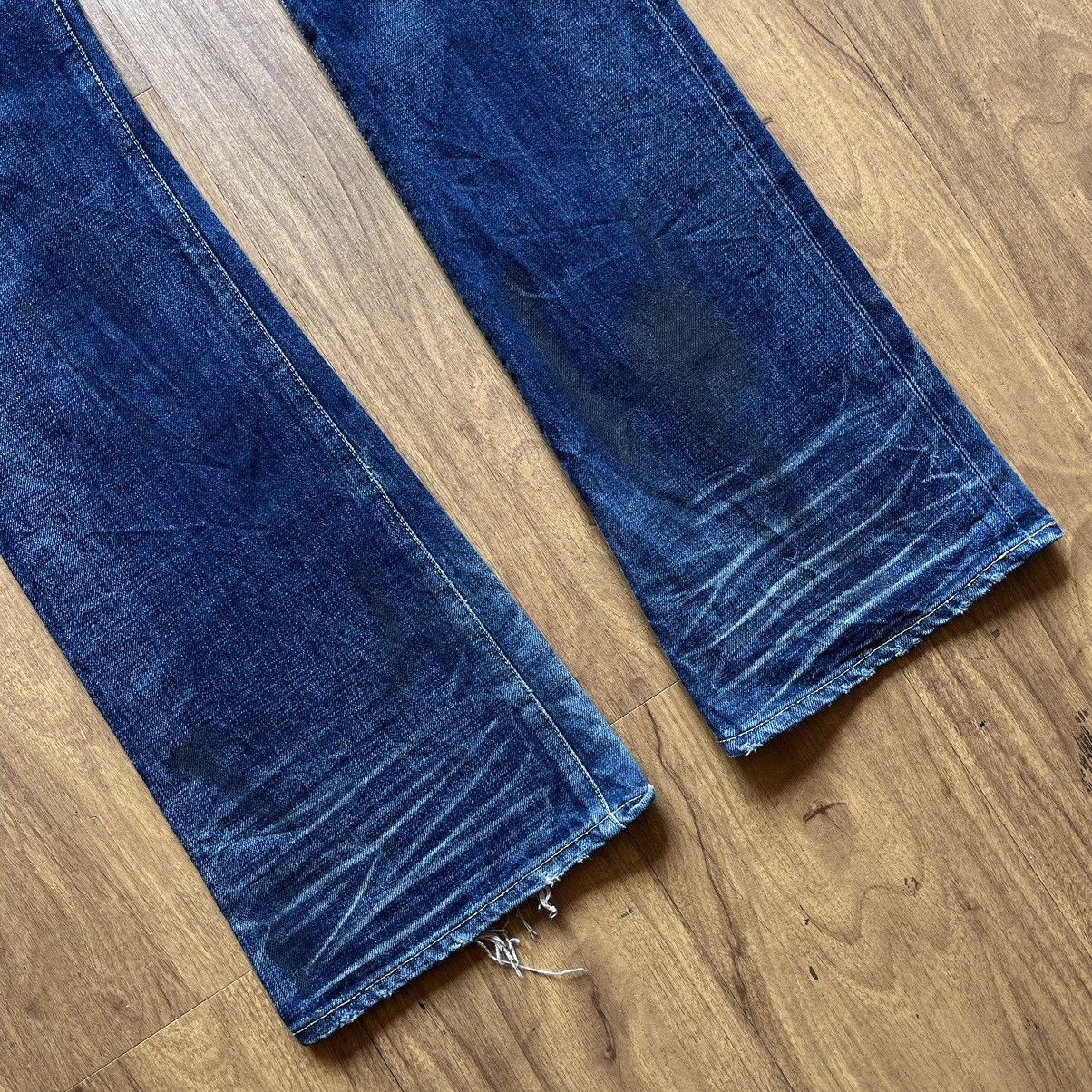 If Six Was Nine × Isamu Katayama Backlash × Le Grande Bleu (L.G.B.) Isamu Katayama Backlash Ripped Selvedge Bootcut Denim Pants Size US 32 / EU 48 - 6 Thumbnail