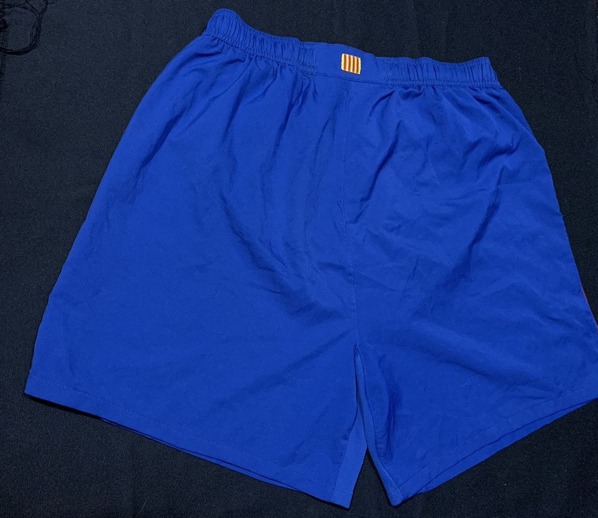 Nike Vintage Nike Barcelona shorts size Xl Size US 36 / EU 52 - 11 Thumbnail