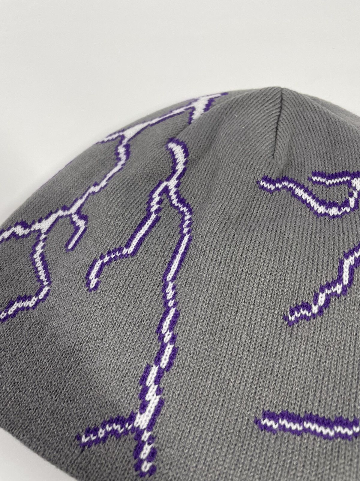 oMA STUDIOS oMA Studios Lightning Grey Beanie Skull Cap Size ONE SIZE - 4 Thumbnail