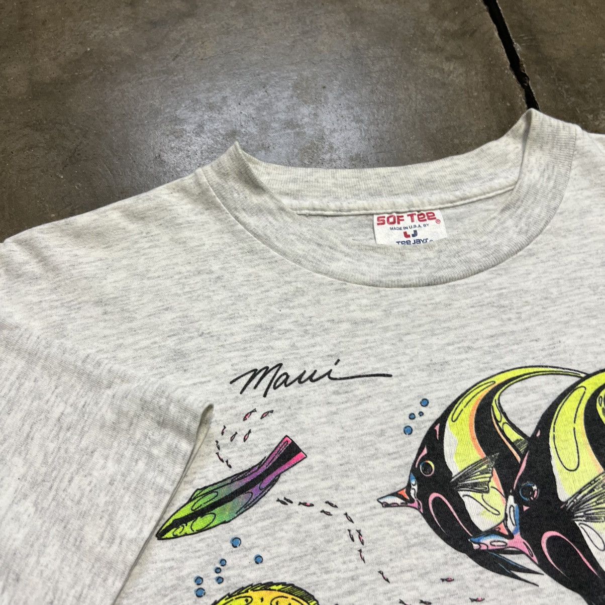 Vintage Vintage 90s Maui Hawaii Fish Graphic T Shirt Single Stitched Size US XL / EU 56 / 4 - 6 Thumbnail