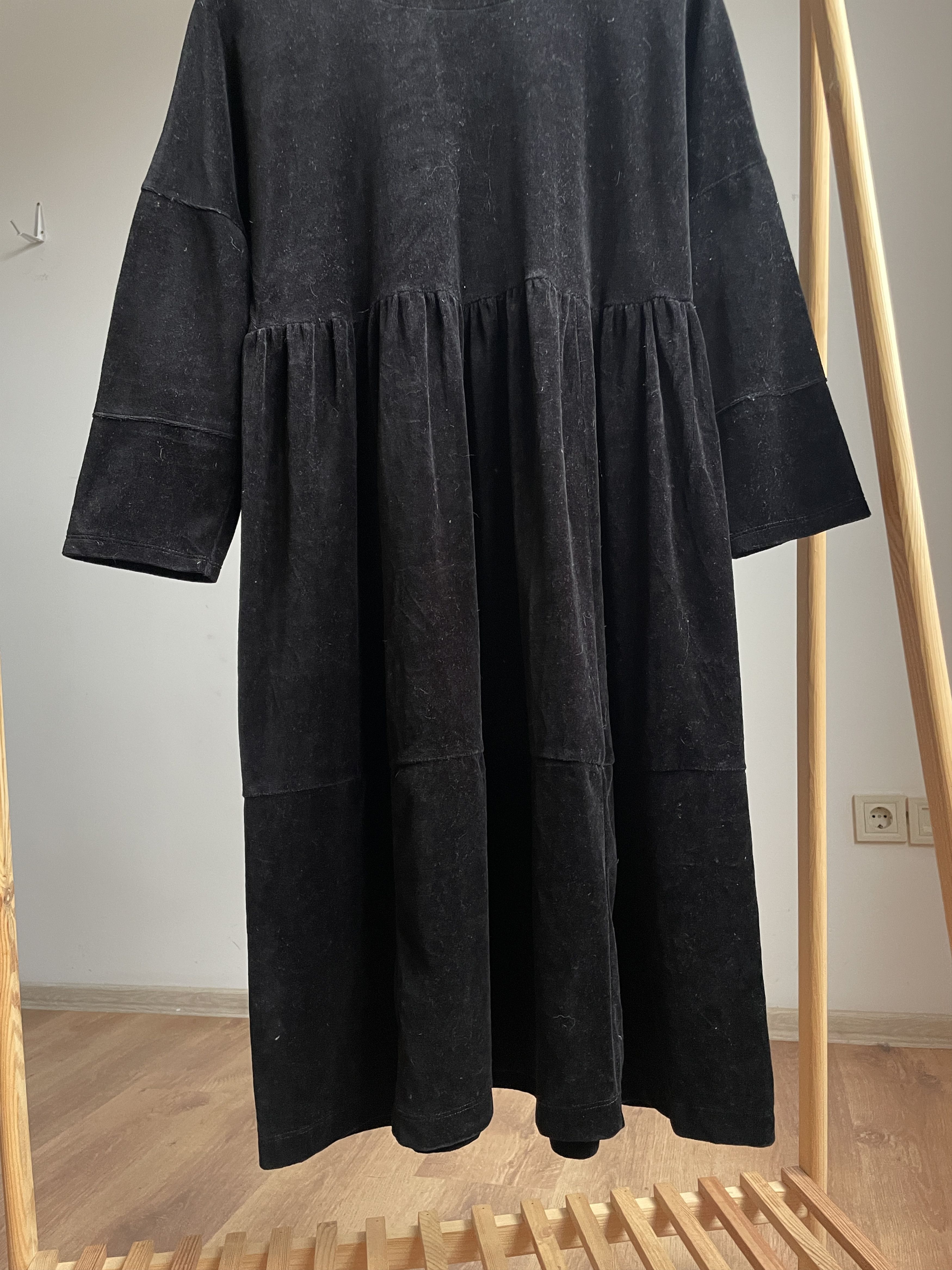 Gudrun Sjoden Gudrun Sjoden Velvet Victorian Style Midi Dress Size S Size S / US 4 / IT 40 - 5 Thumbnail