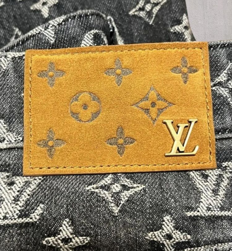 Louis Vuitton Monogram Embroidered Distressed Jeans Size US 34 / EU 50 - 4 Thumbnail