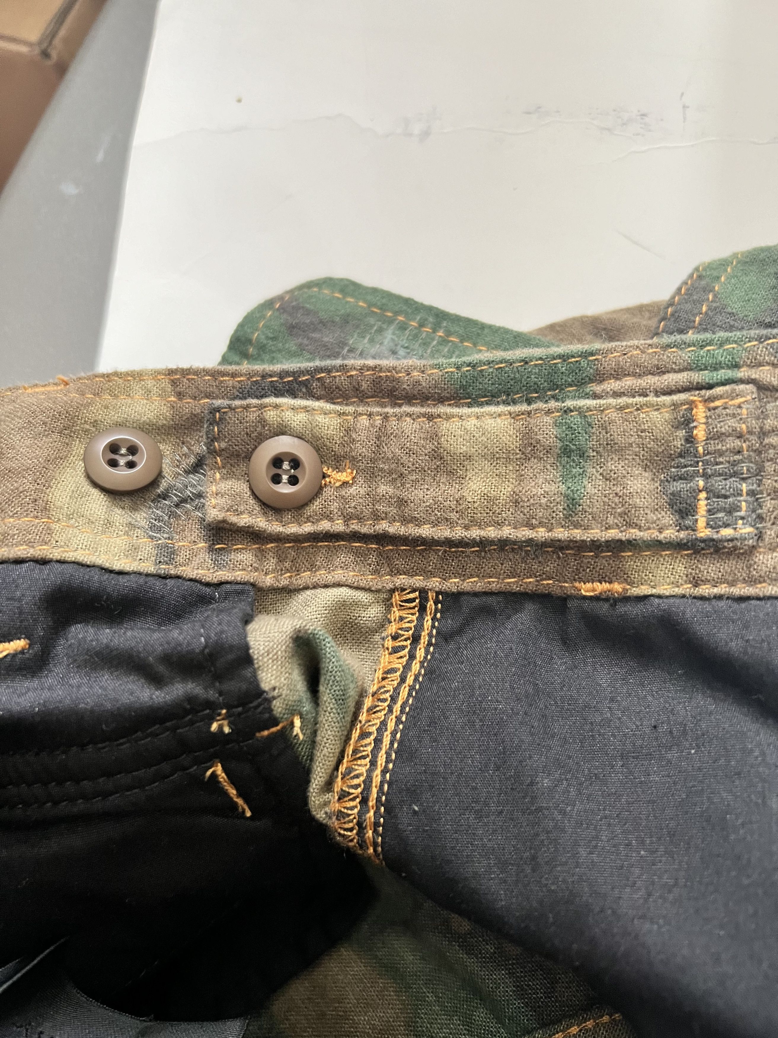 Givenchy Runway FW'23 Khaki Distressed Cargo Pants Size US 32 / EU 48 - 21 Thumbnail