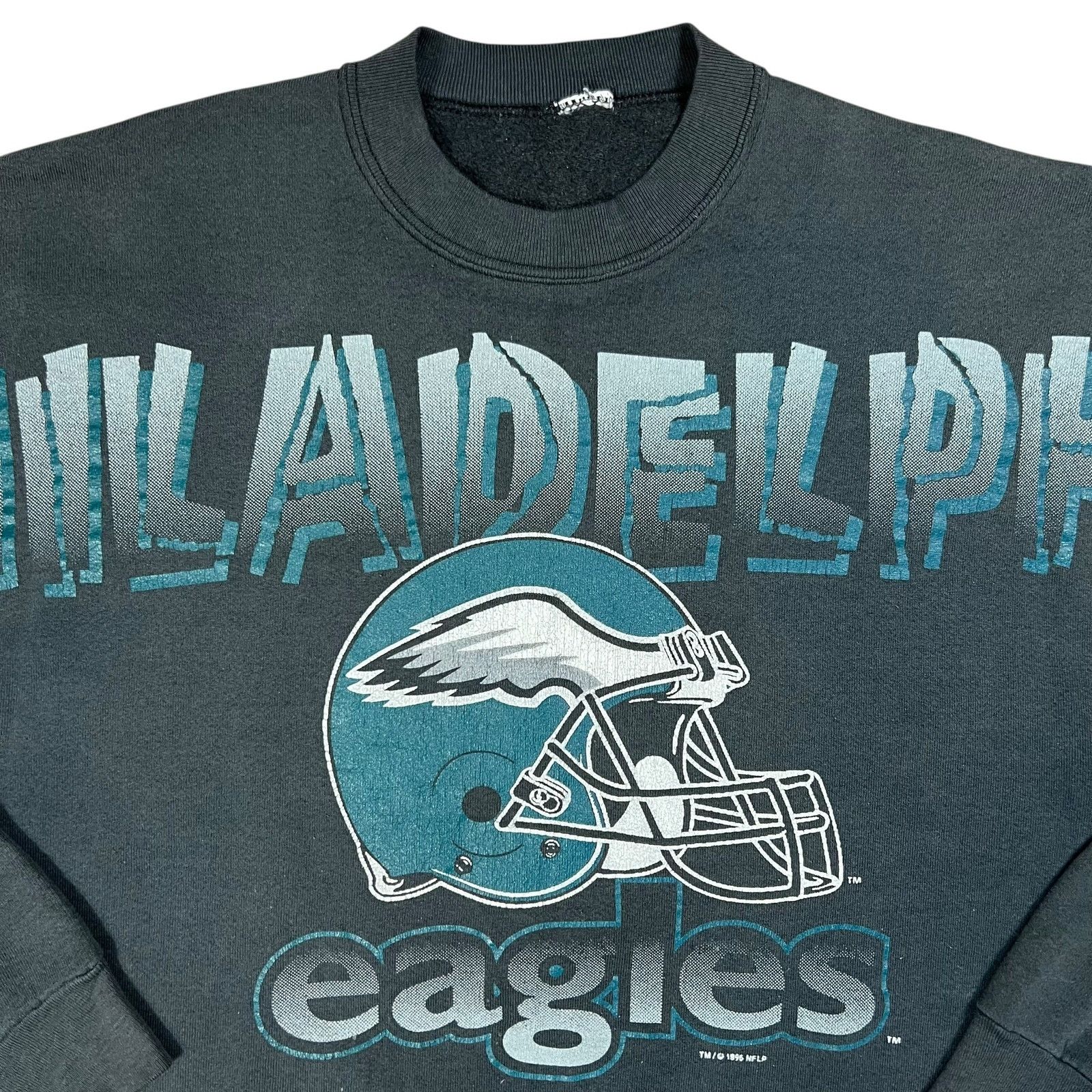 NFL × Vintage 1996 Philadelphia Eagles helmet spell out faded crewneck Size US XL / EU 56 / 4 - 6 Thumbnail