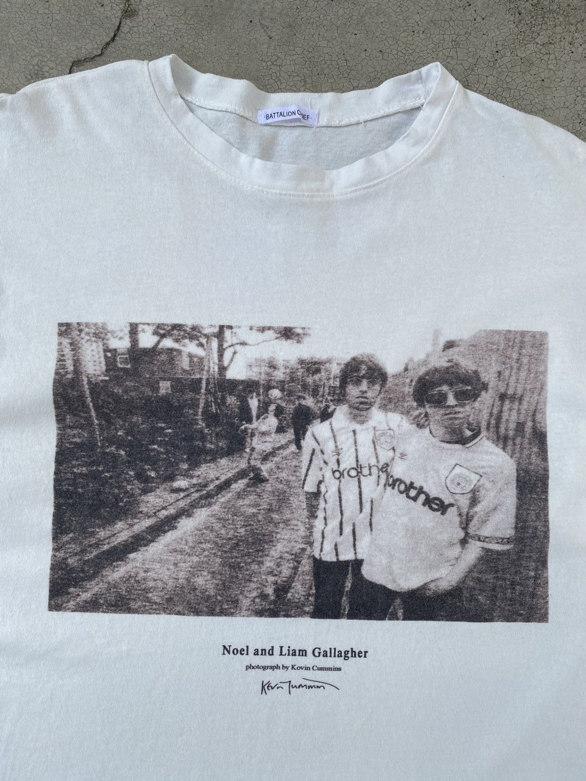 Band Tees Sick🔥Vintage Noel and Liam Gallagher Band tees Oasis Size US L / EU 52-54 / 3 - 3 Thumbnail