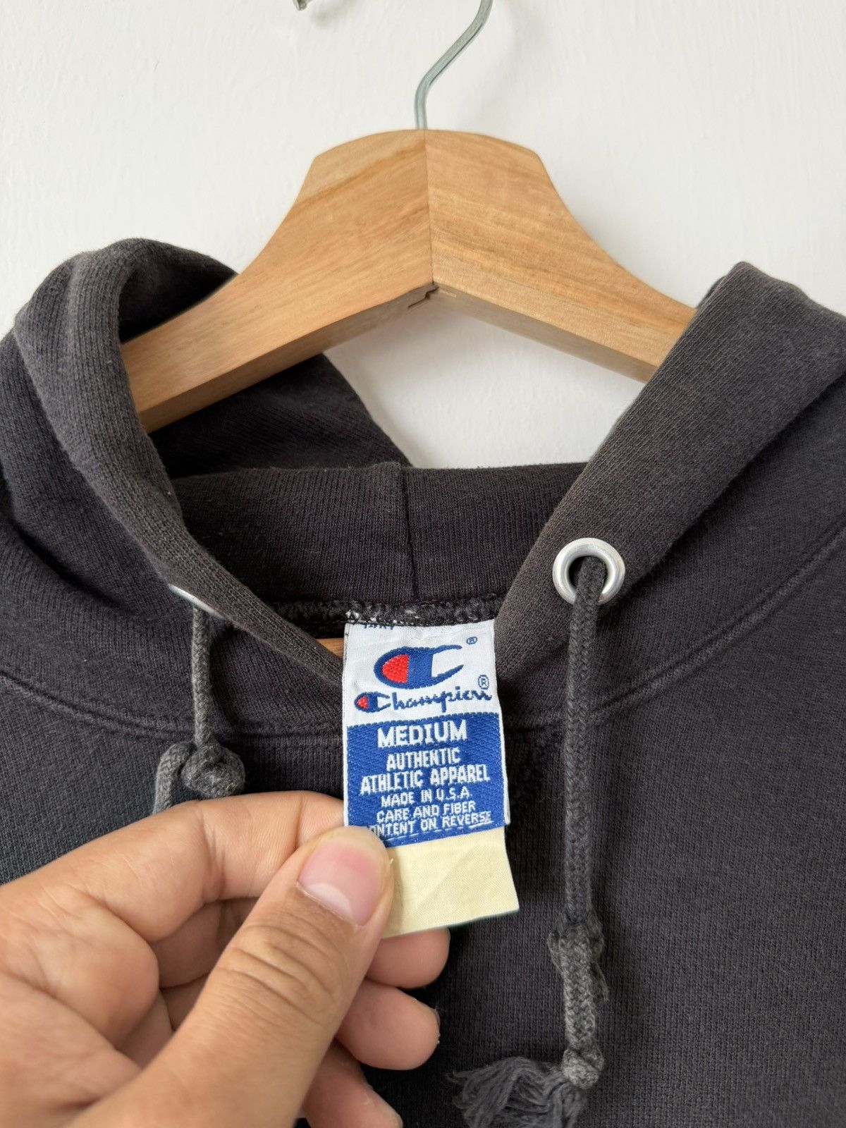 Champion THRASHED Vintage Champion Reverse Weave Hoodie Size US M / EU 48-50 / 2 - 5 Thumbnail