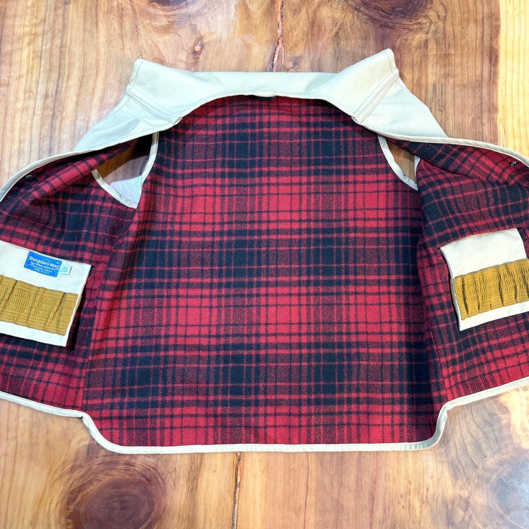 Pendleton VINTAGE Pendleton Mens Vest Canvas Wool Plaid Lined Snap Outdoor M13 Beige 46 Chest Wool Lining Winter Short Collar Snap Men Vest Mens Size US M / EU 48-50 / 2 - 5 Thumbnail