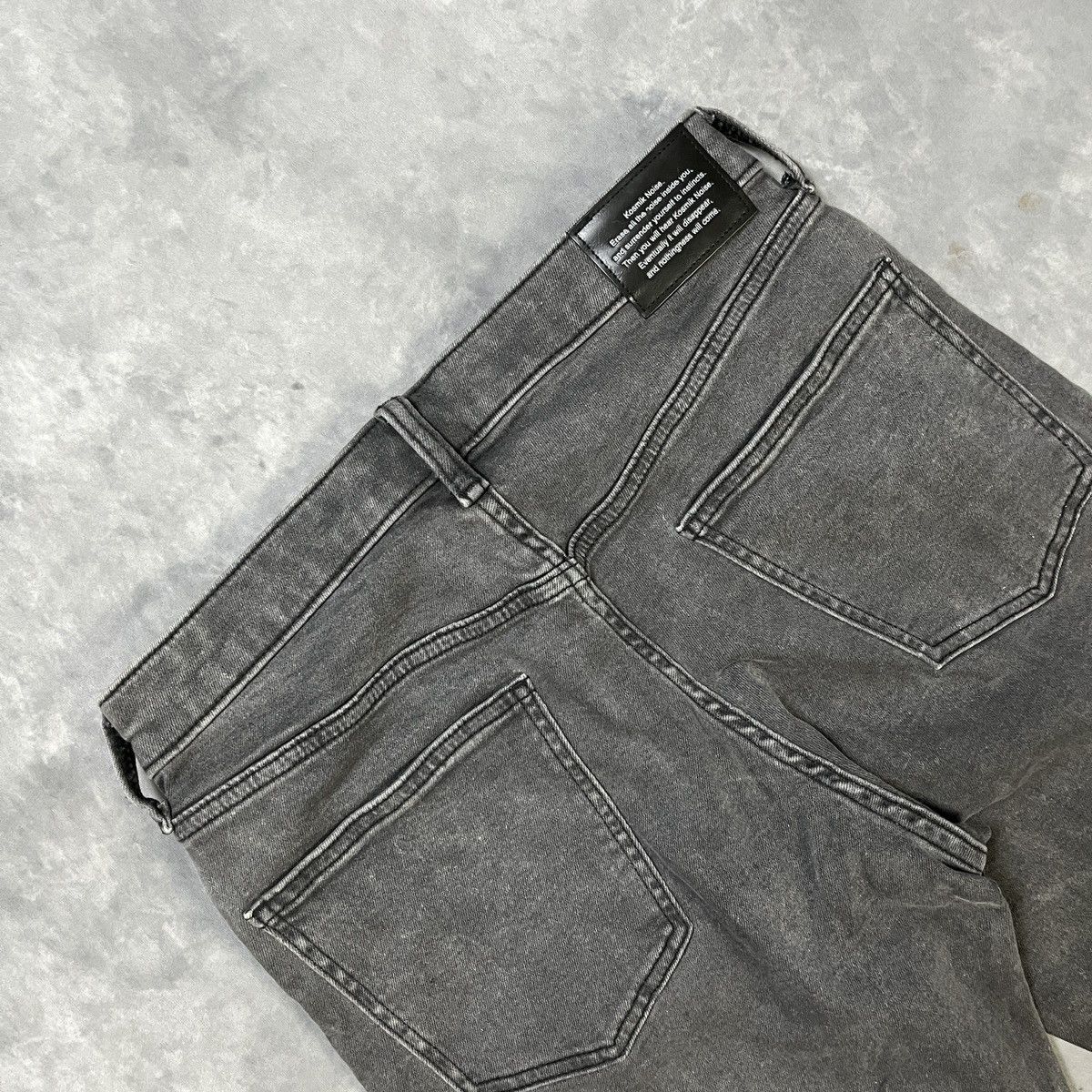 Undercover 2000s GUxUnderCover Faded Distressed Jeans Size US 29 - 10 Thumbnail