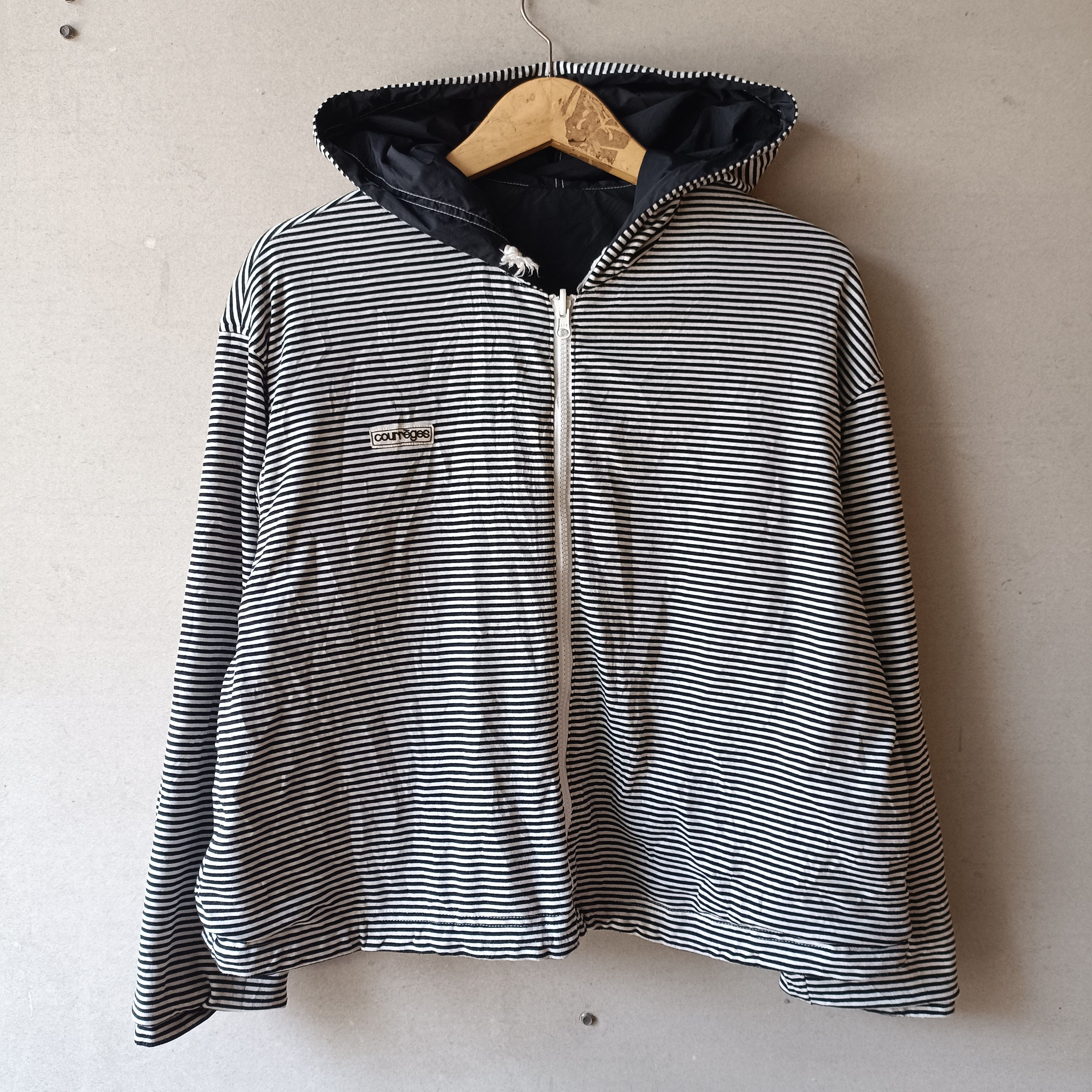 Courreges Vintage Courrèges Riversible nylon cropped jacket Hooded Size S / US 4 / IT 40 - 5 Thumbnail