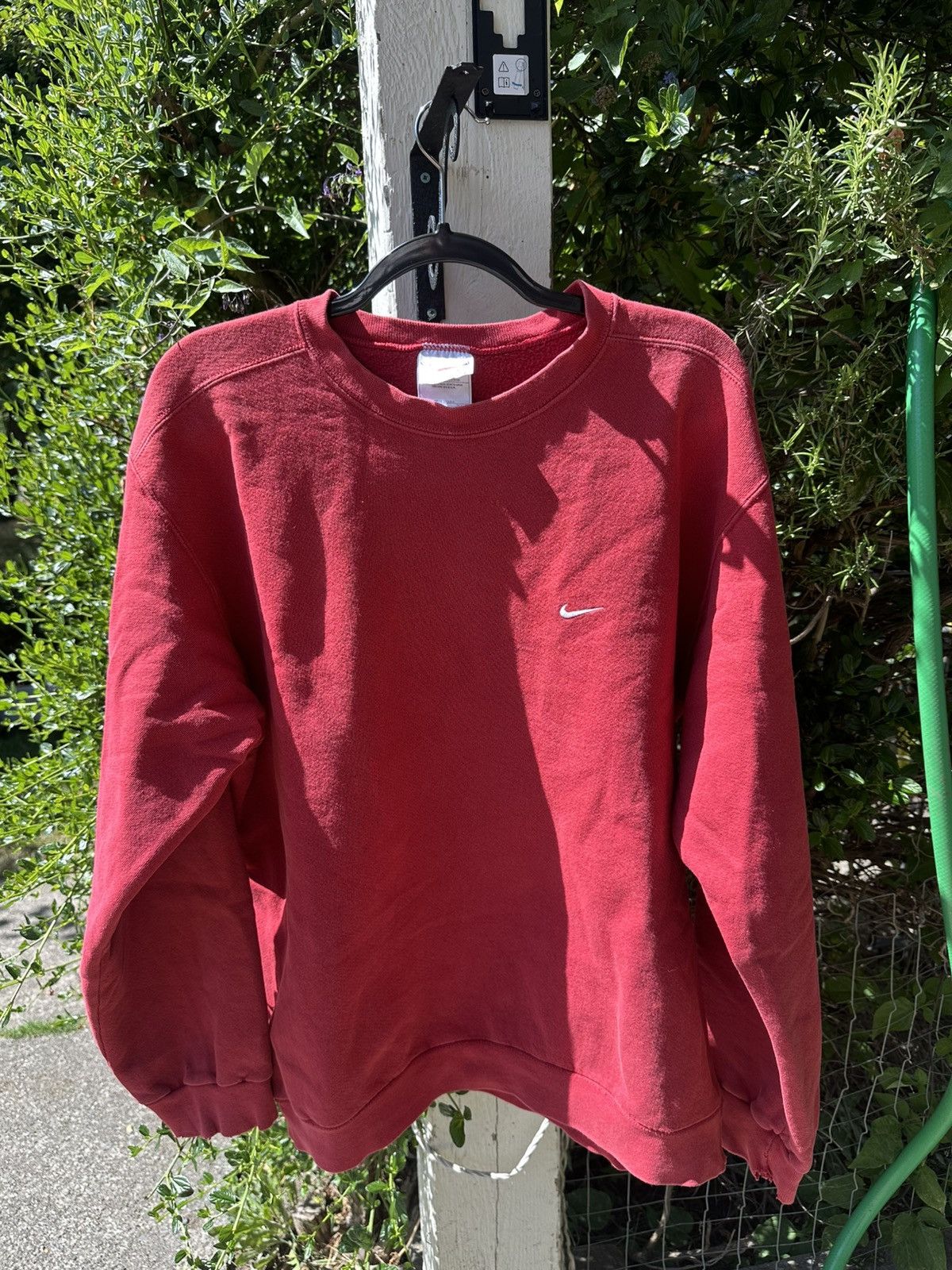 Nike Vintage Nike Sweater Red Mens Large Size US L / EU 52-54 / 3 - 1 Thumbnail