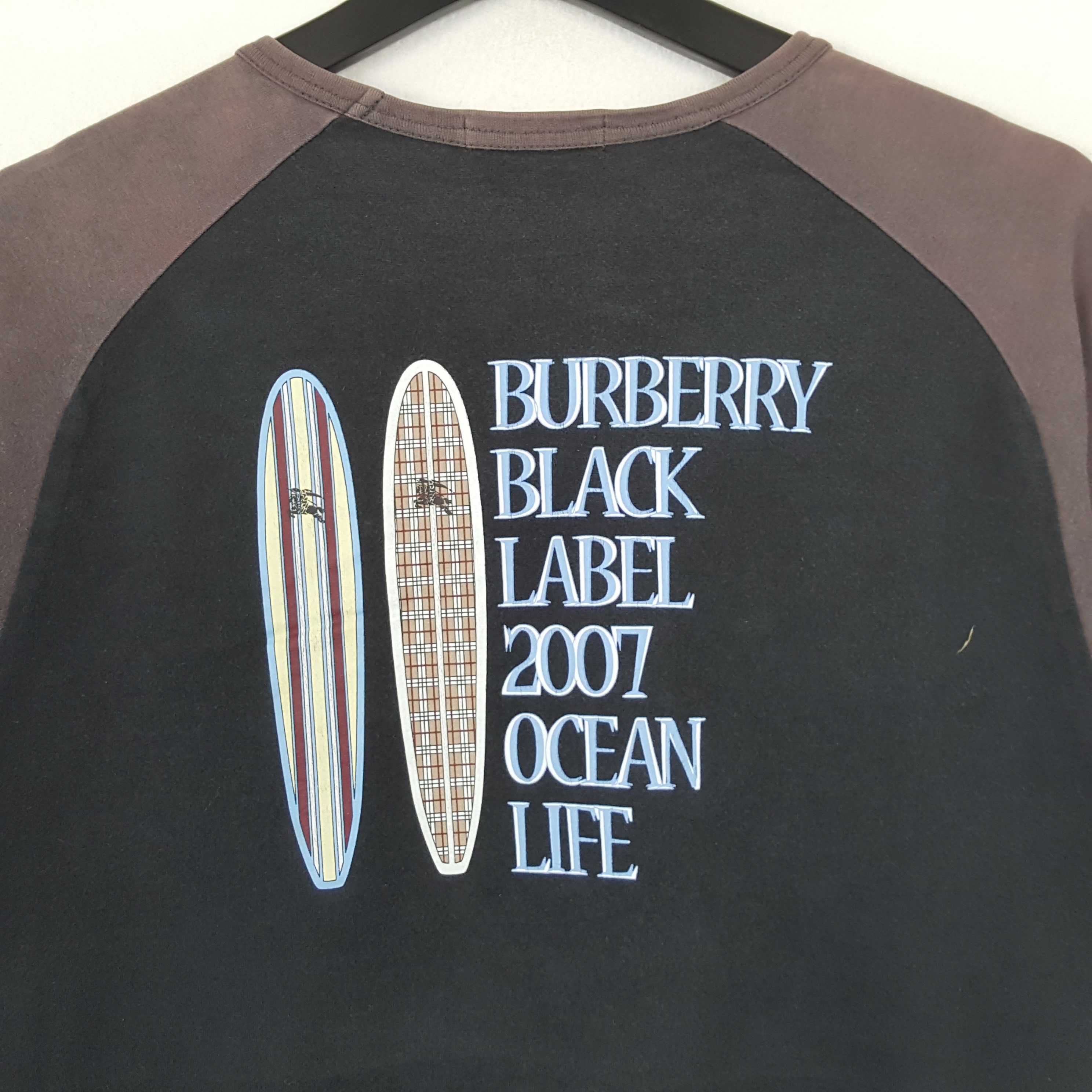 Burberry × Vintage Burberry Black Label 2007 Ocean Life Rare Design Tshirt Size US M / EU 48-50 / 2 - 2 Thumbnail