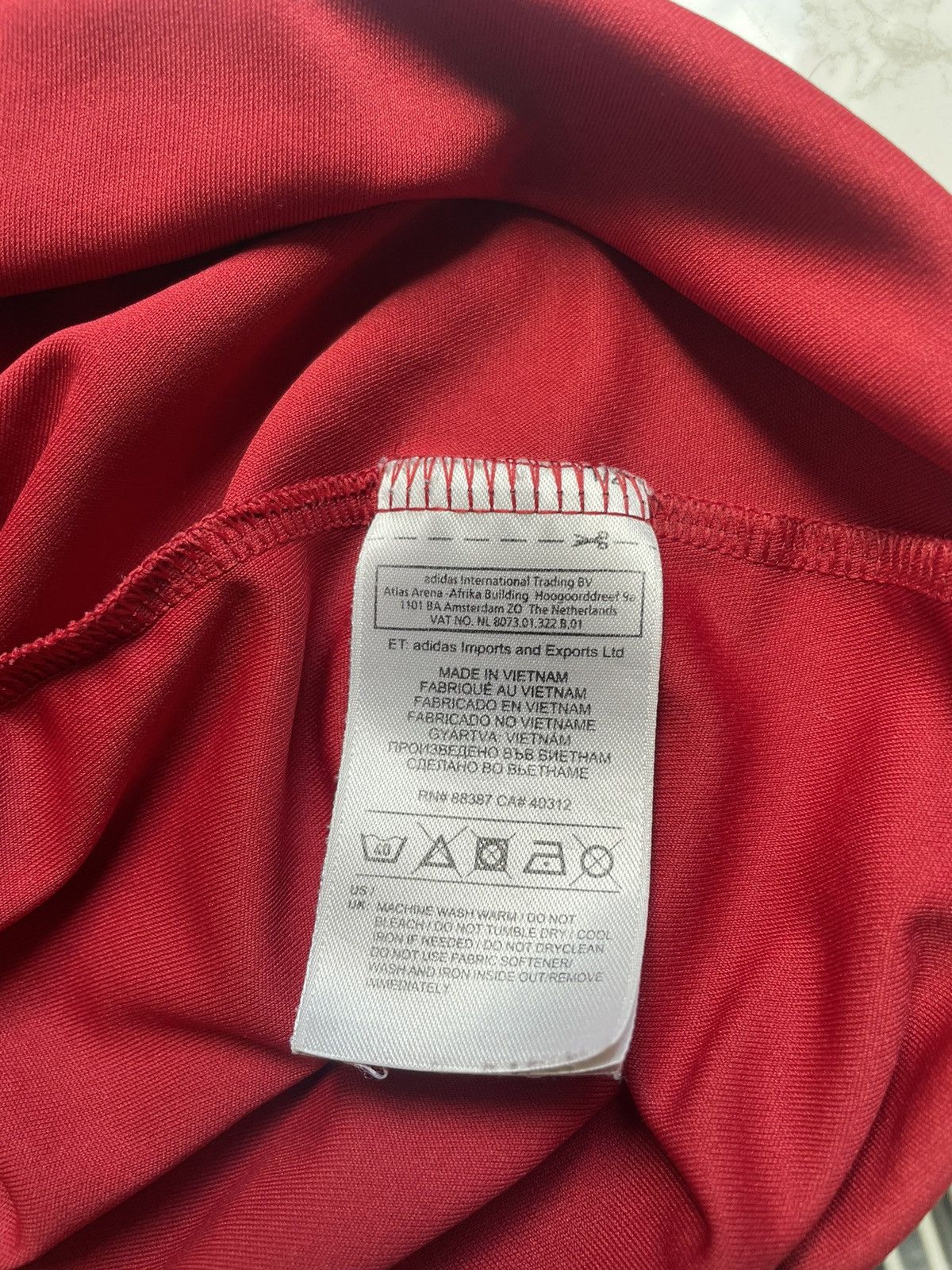 Adidas Denmark Home football shirt 2012 Soccer Adidas Jersey Mens Size US XL / EU 56 / 4 - 10 Thumbnail